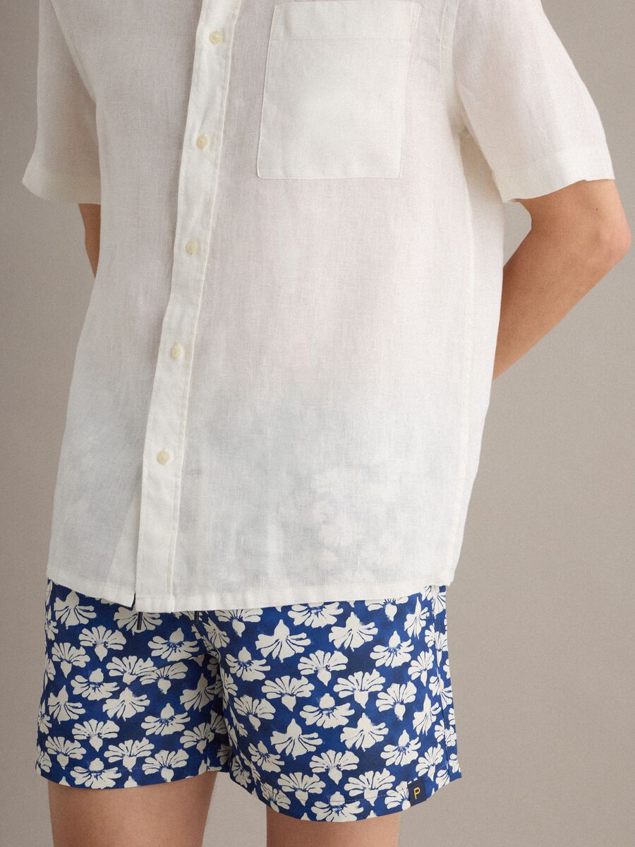 Boxer mare bianco e blu con fantasia floreale_2