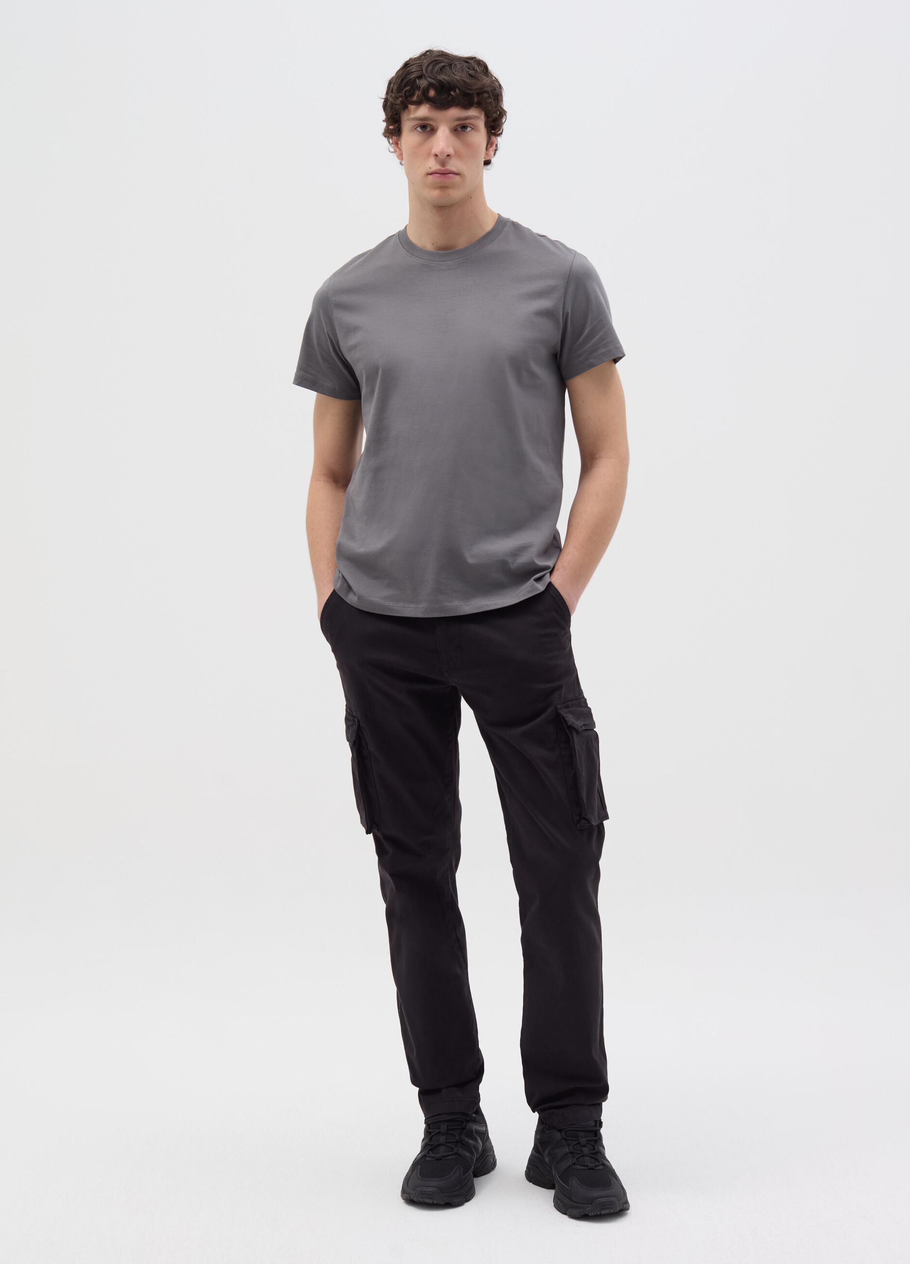 Relaxed-fit T-shirt with round neck