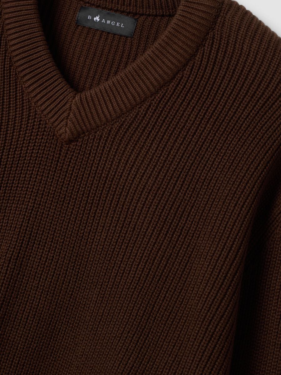Brown pure cotton jumper with deep V-neck, regular fit_1
