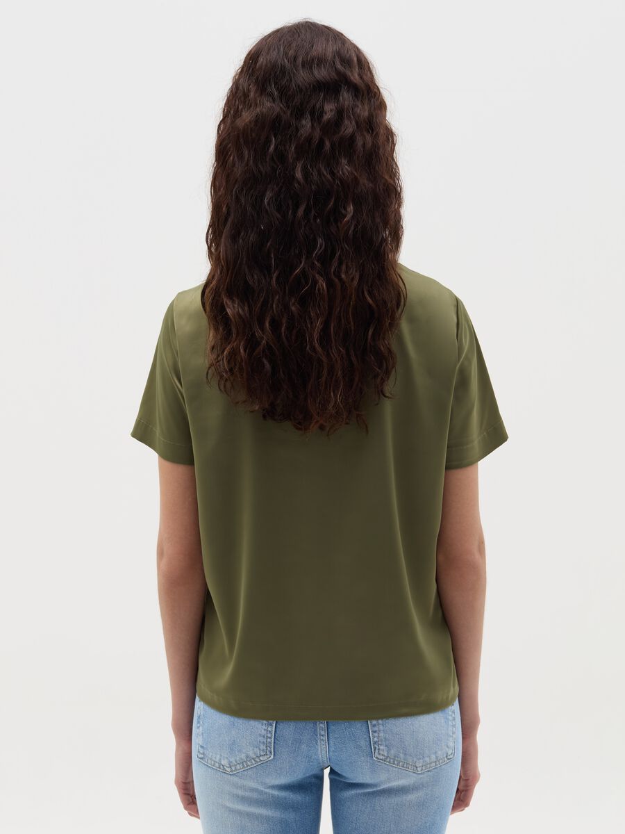Short-sleeved blouse in satin_3
