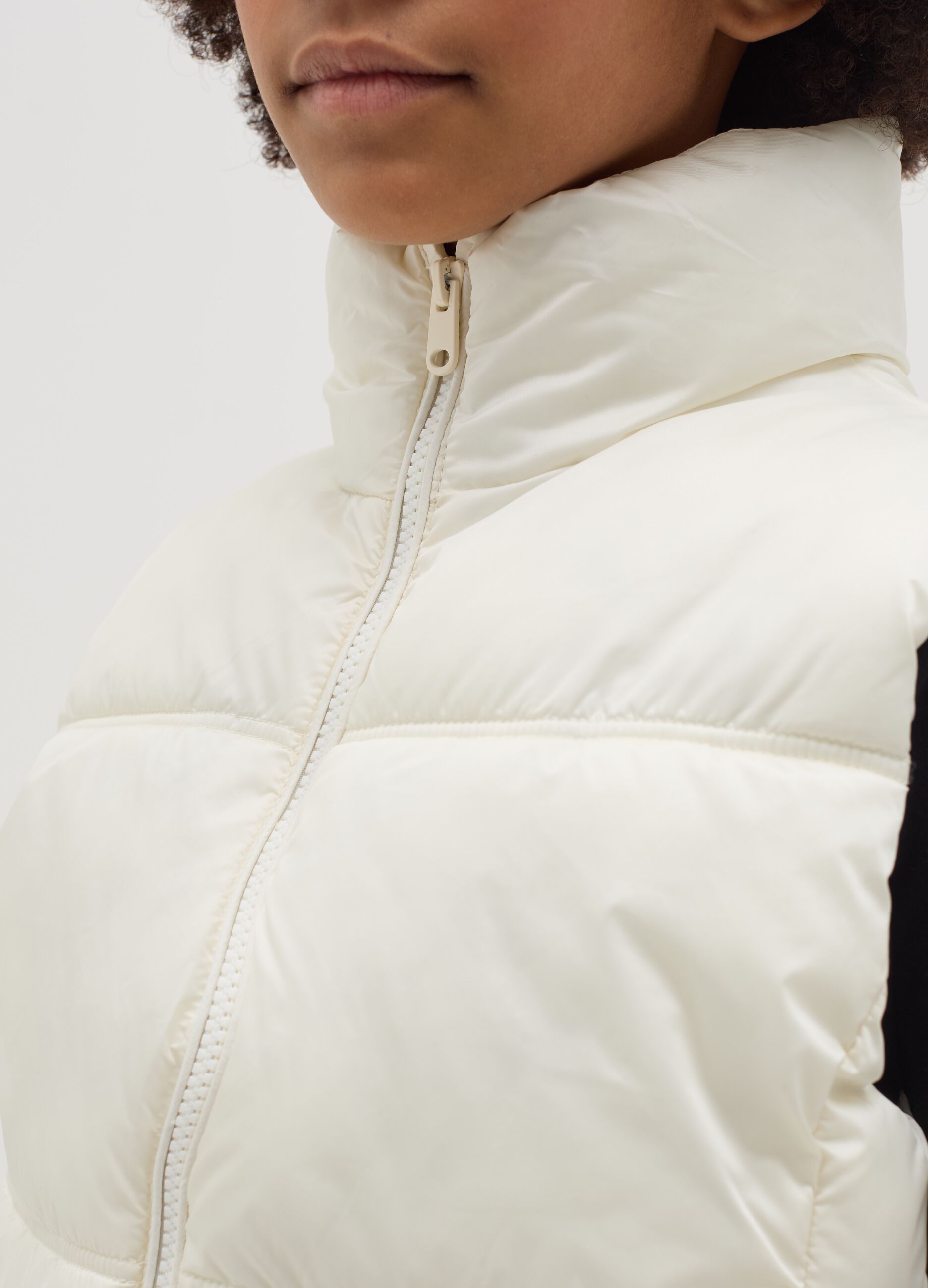 Quilted gilet in water-repellent fabric