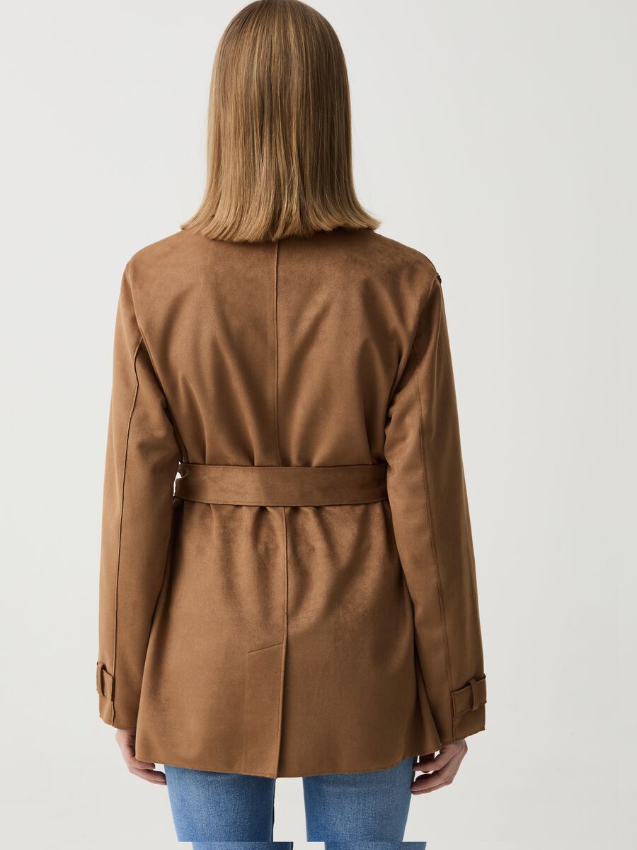 Short double-breasted trench coat in suede_2