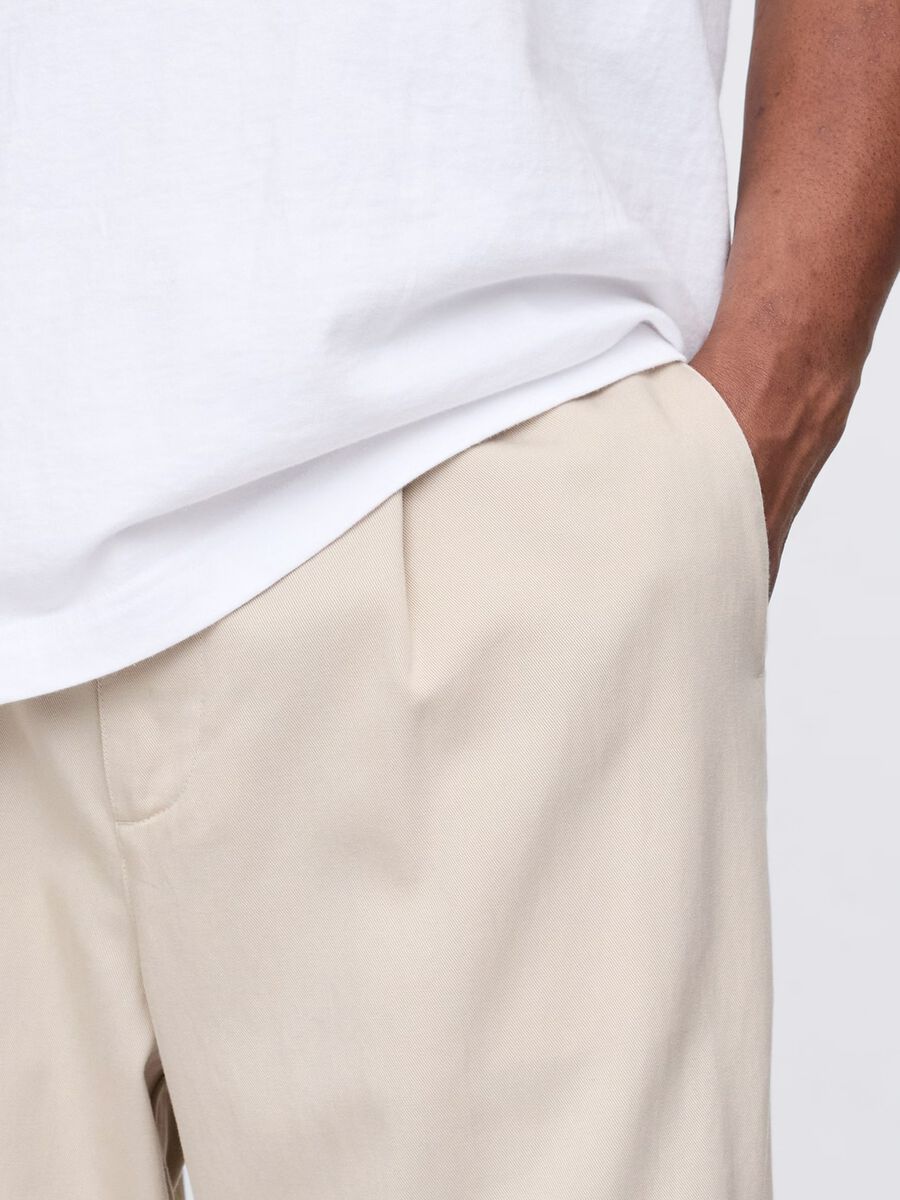Beige wide-leg trousers in Lyocell and cotton_4