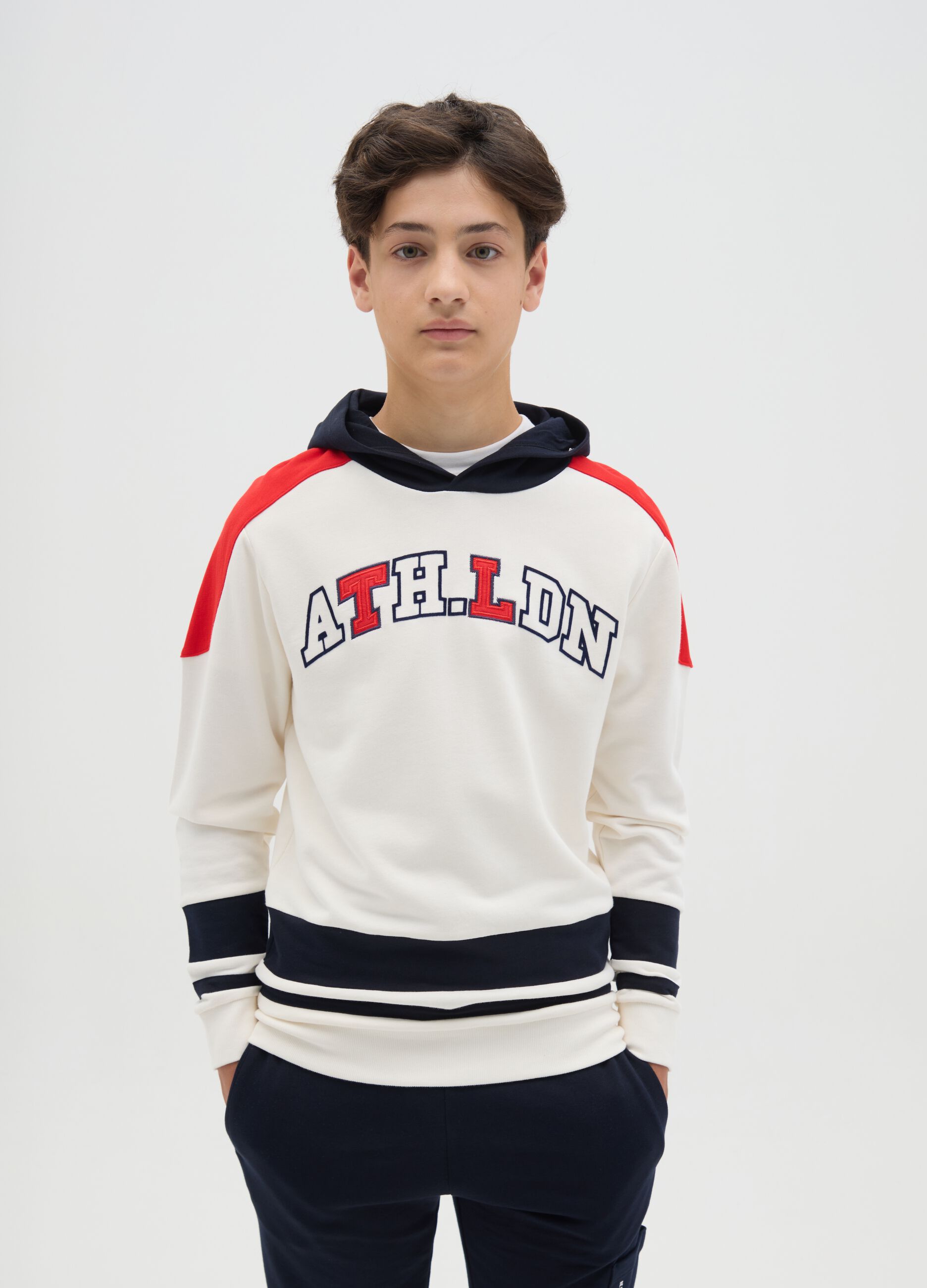 Sweatshirt with hood and "ATH.LDN" embroidery