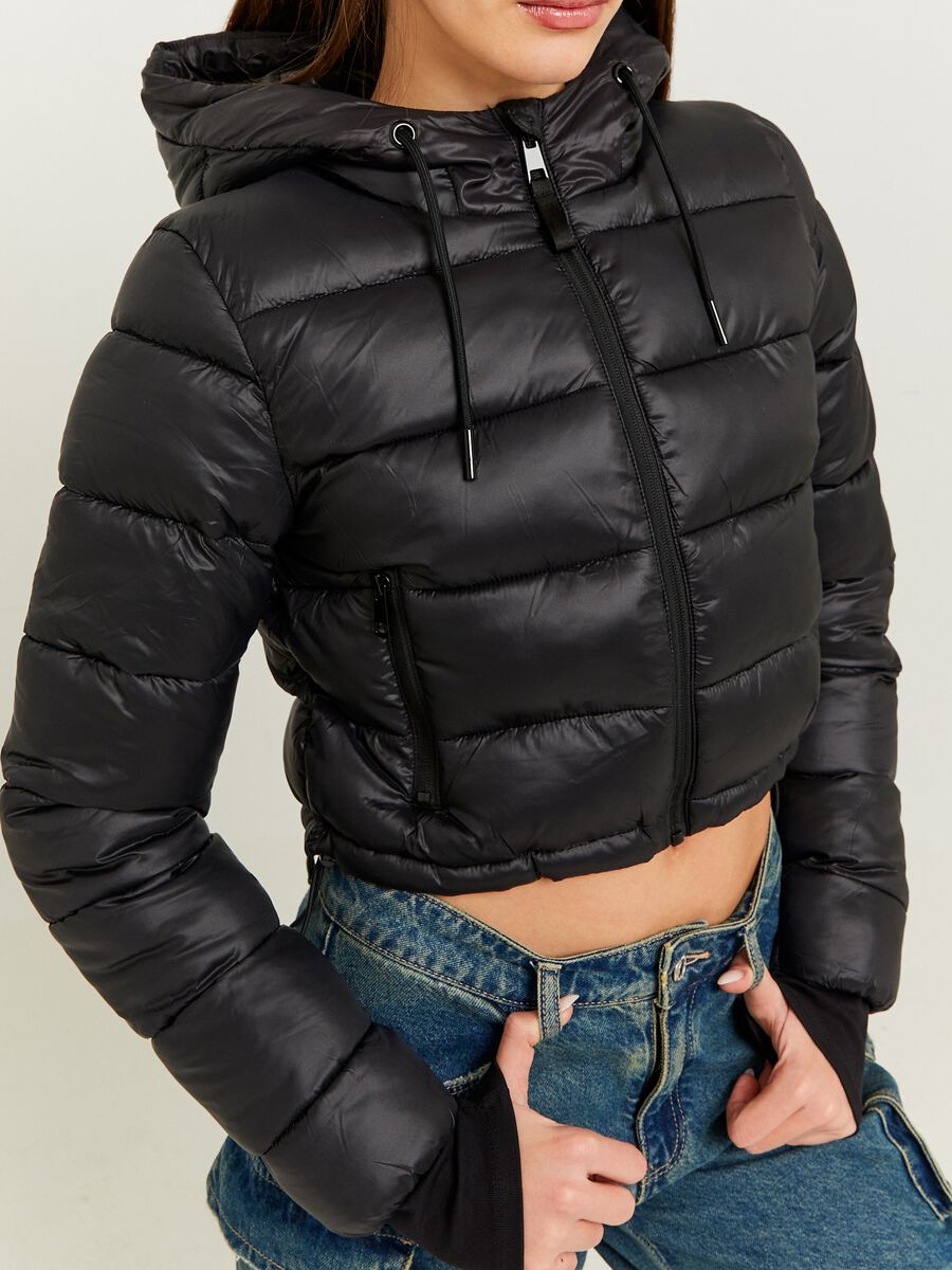 Quilted cropped down jacket with hood_2