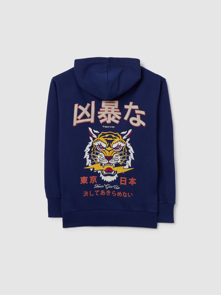 Children's blue hooded sweatshirt in regular fit cotton blend with print_4