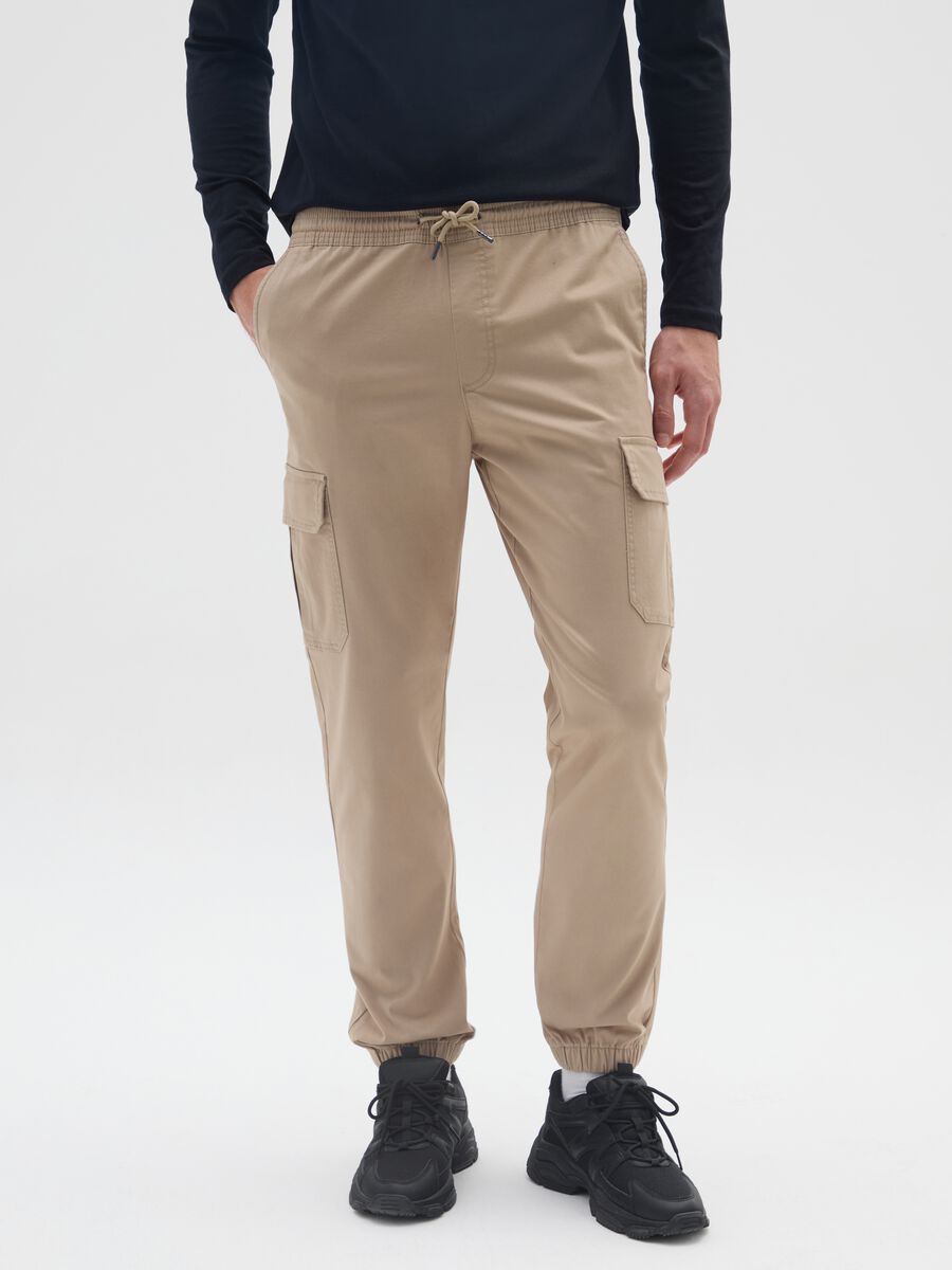 Pantaloni cargo in cotone beige relaxed fit_1