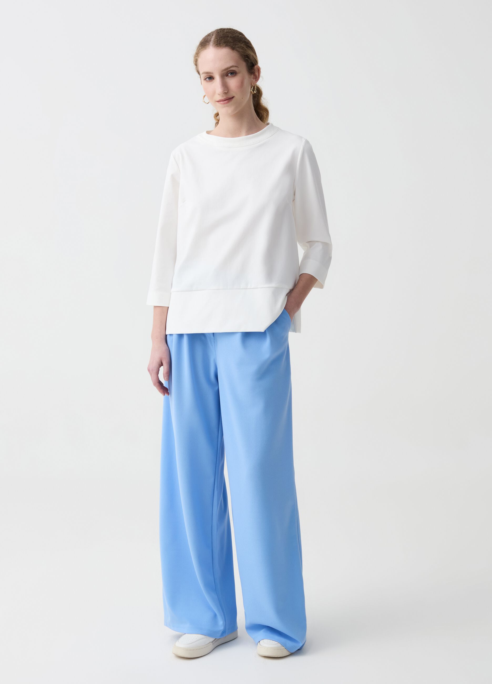 Pantalone wide leg con pinces