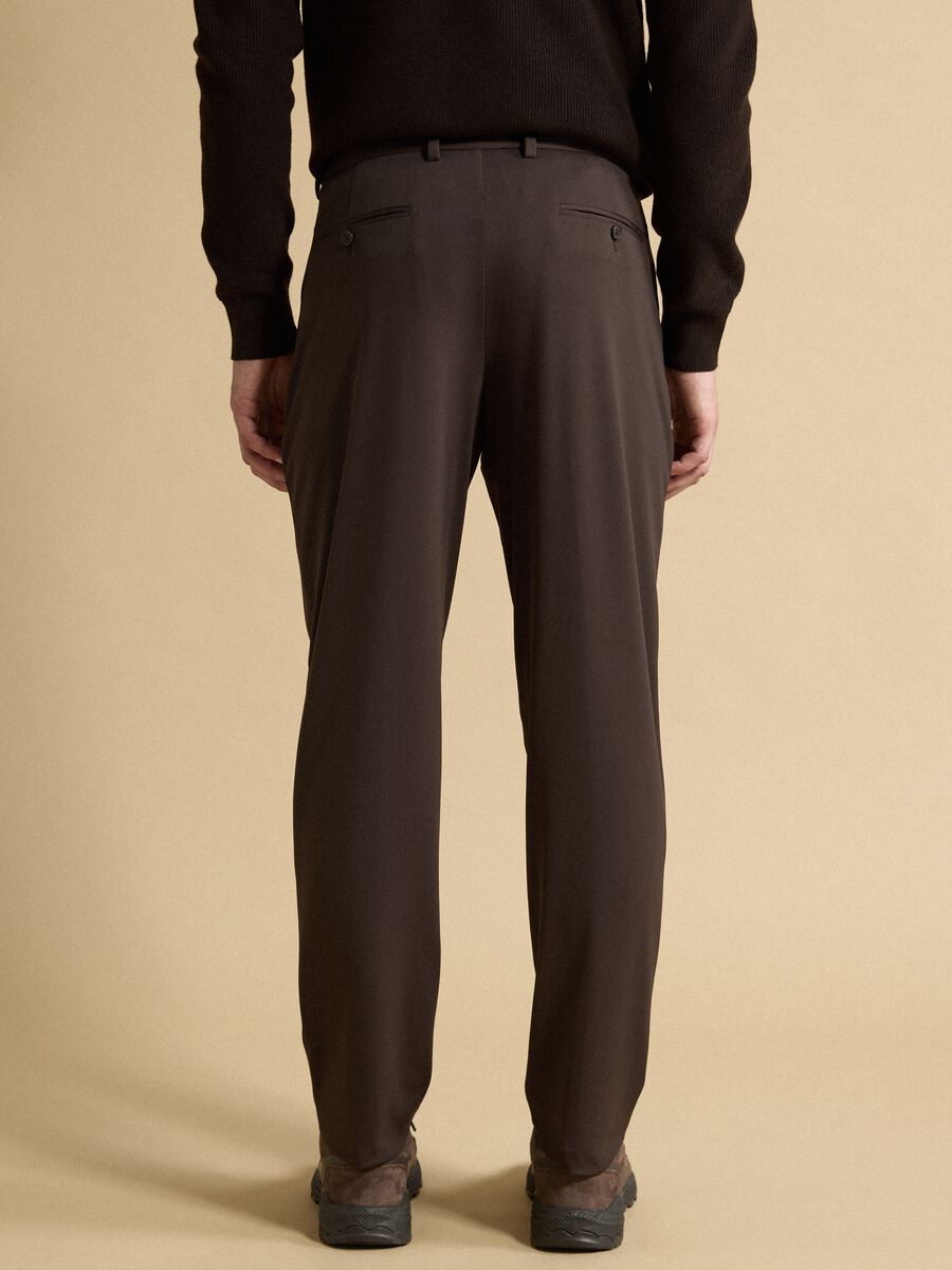 Pantaloni formali marroni in tessuto elasticizzato 4 Way Stretch slim fit_3