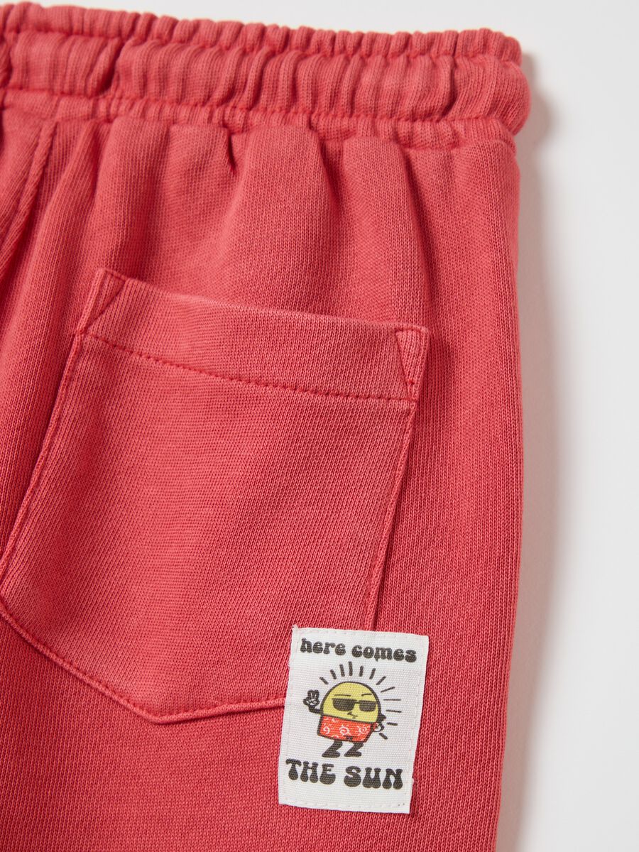 Red Bermuda joggers in cotton with drawstring_3