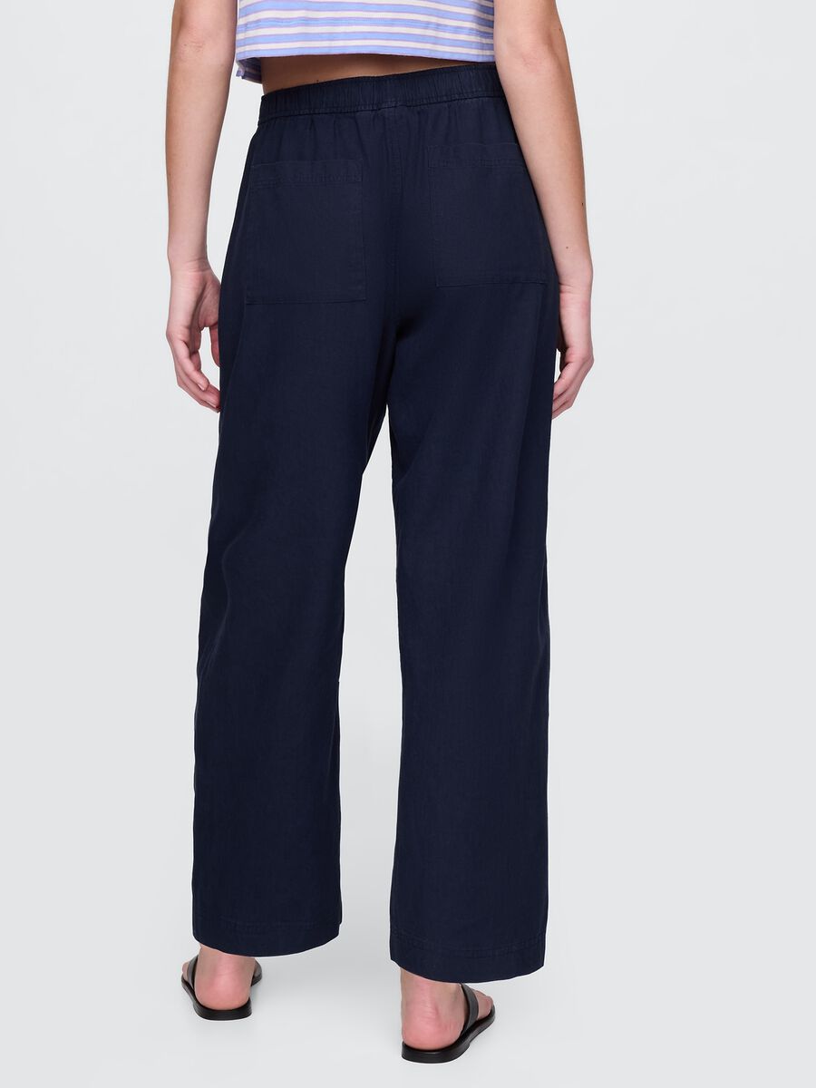 Pantaloni ampi blu in lino e viscosa_2