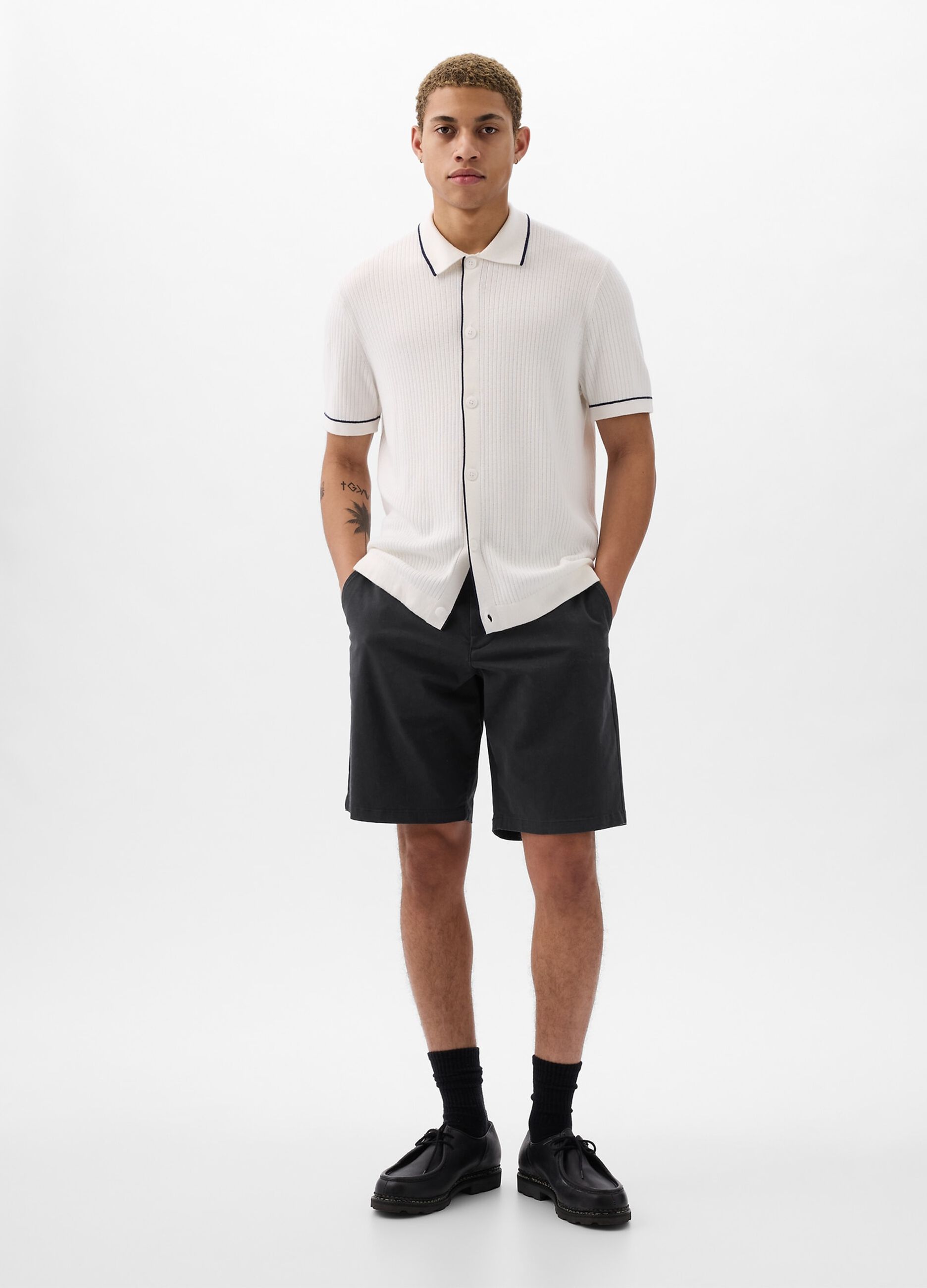 Relaxed-fit Bermuda shorts in stretch cotton