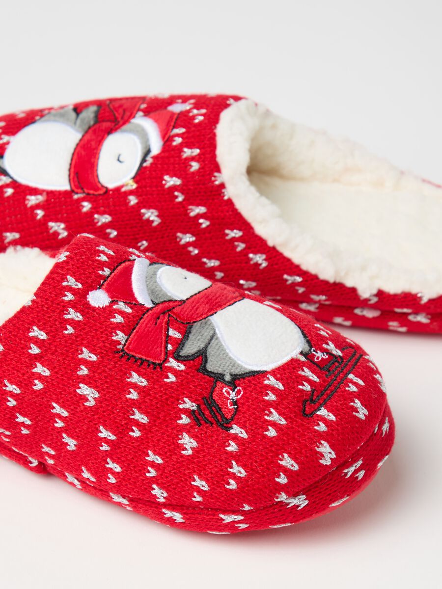 Knit slippers with Christmas penguins_2