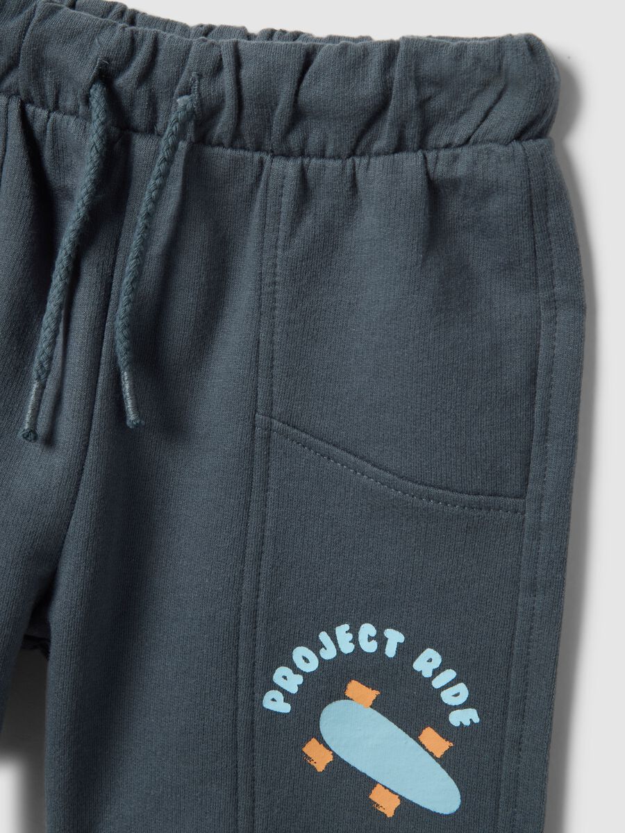 Set magli shorts in puro cotone multicolor da bimbo con stampe_3