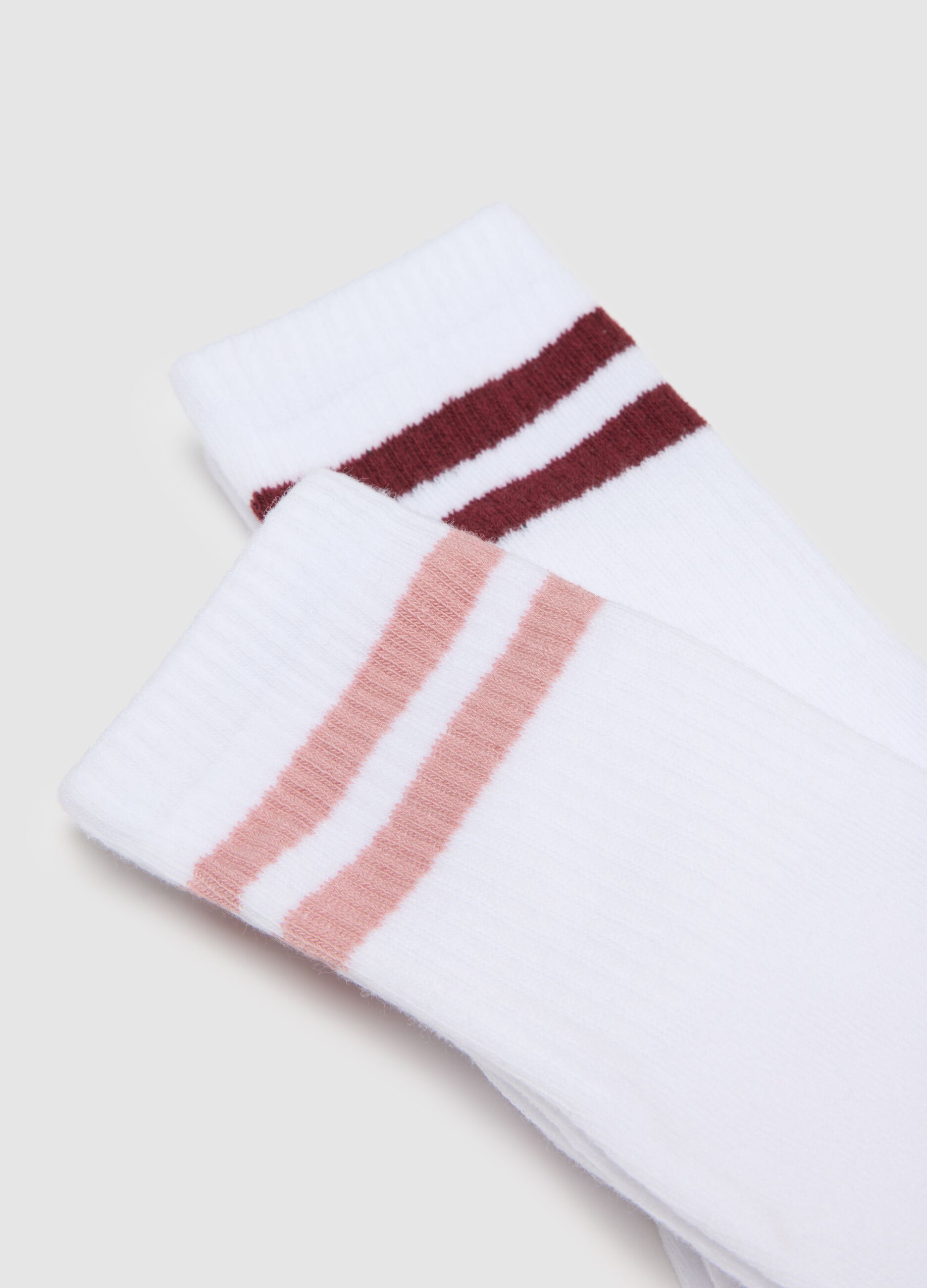 Girl's cotton blend multicolour sock tripack
