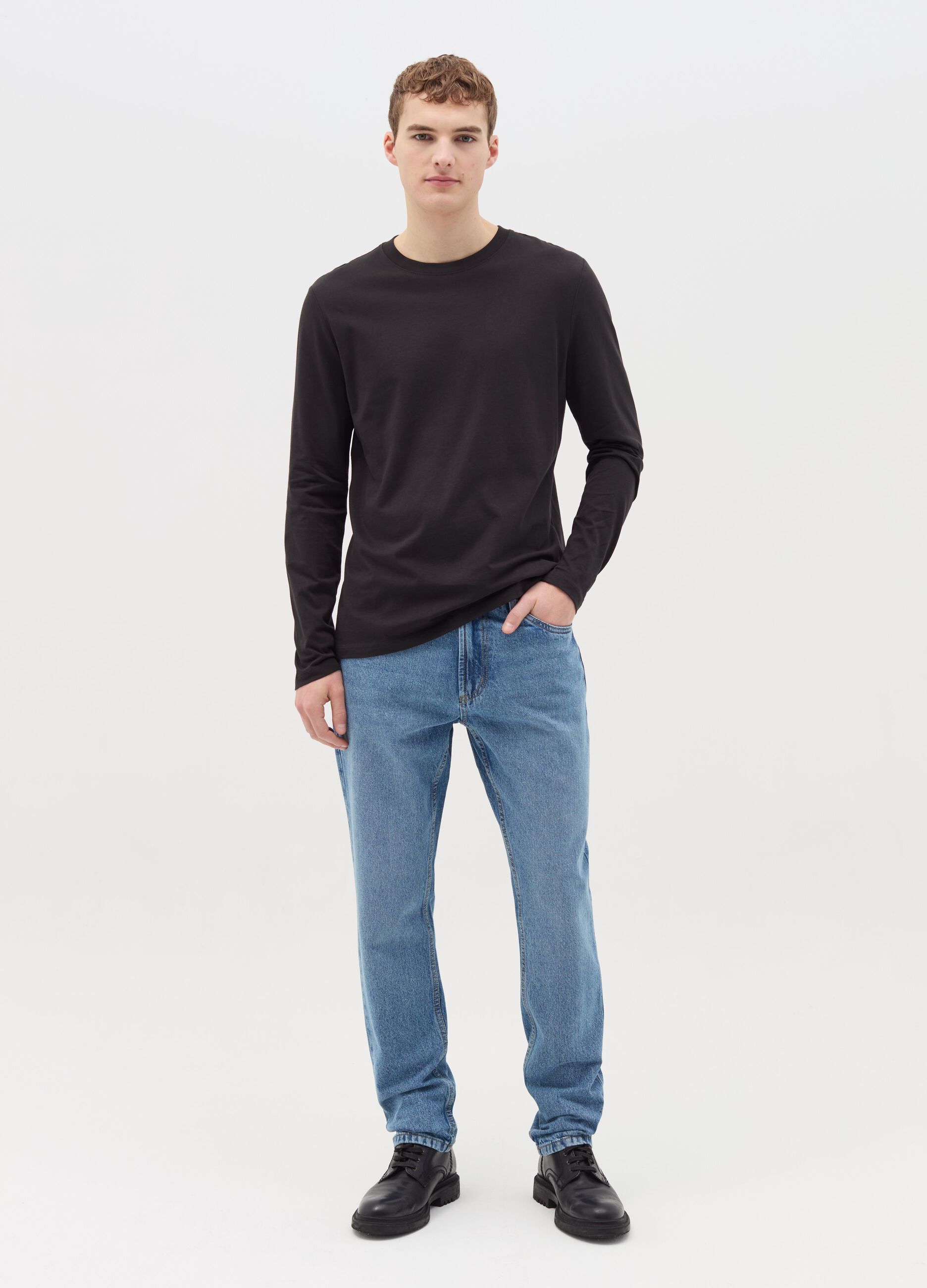 T-shirt girocollo a maniche lunghe in cotone