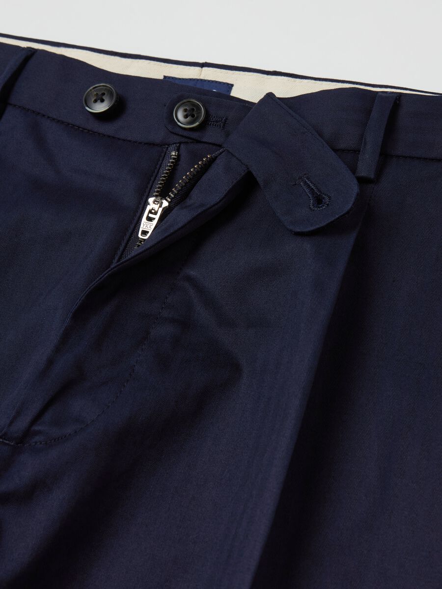 Stretch cotton chinos_5