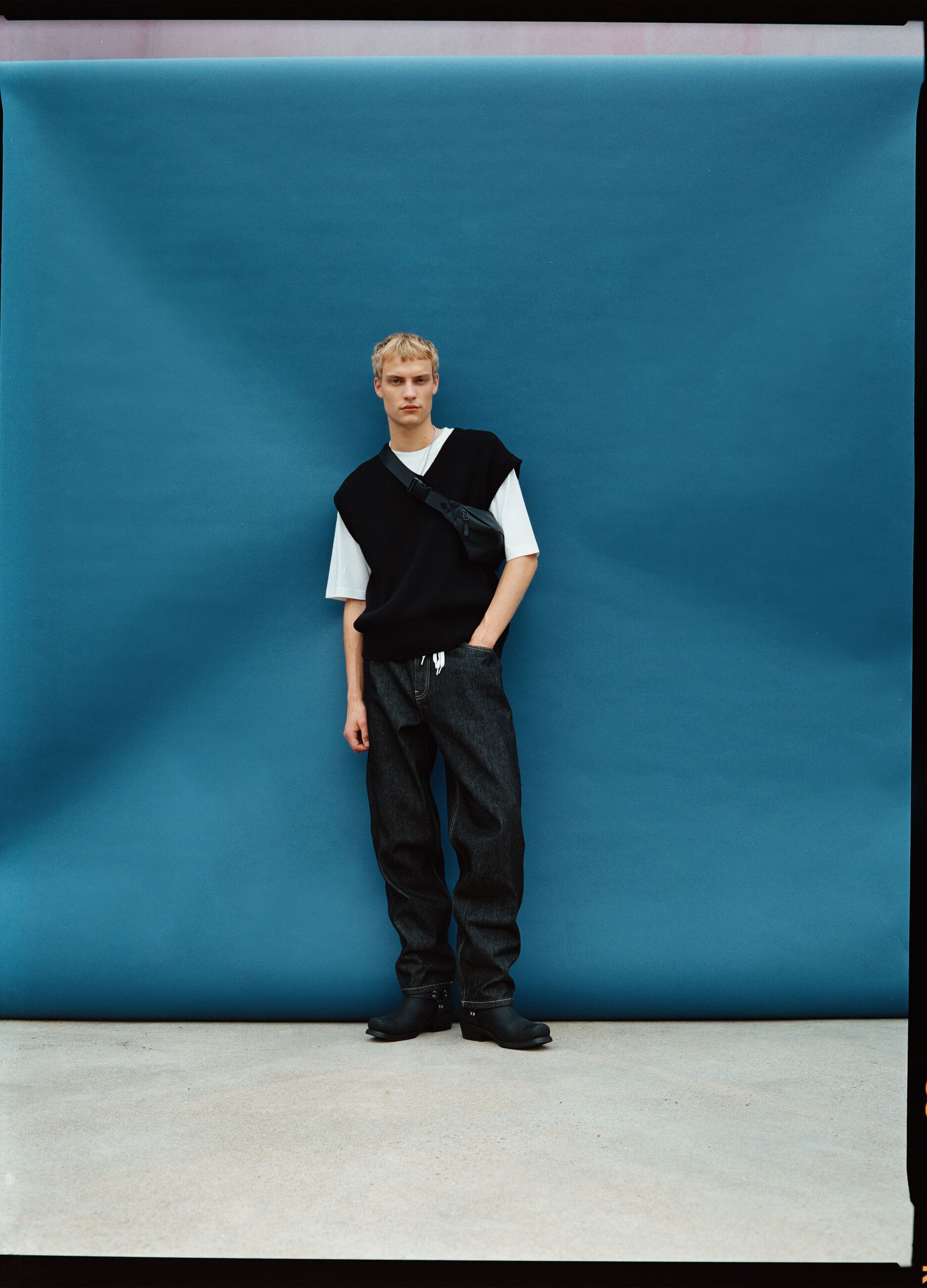 Black Baggy Jeans in Pure Cotton