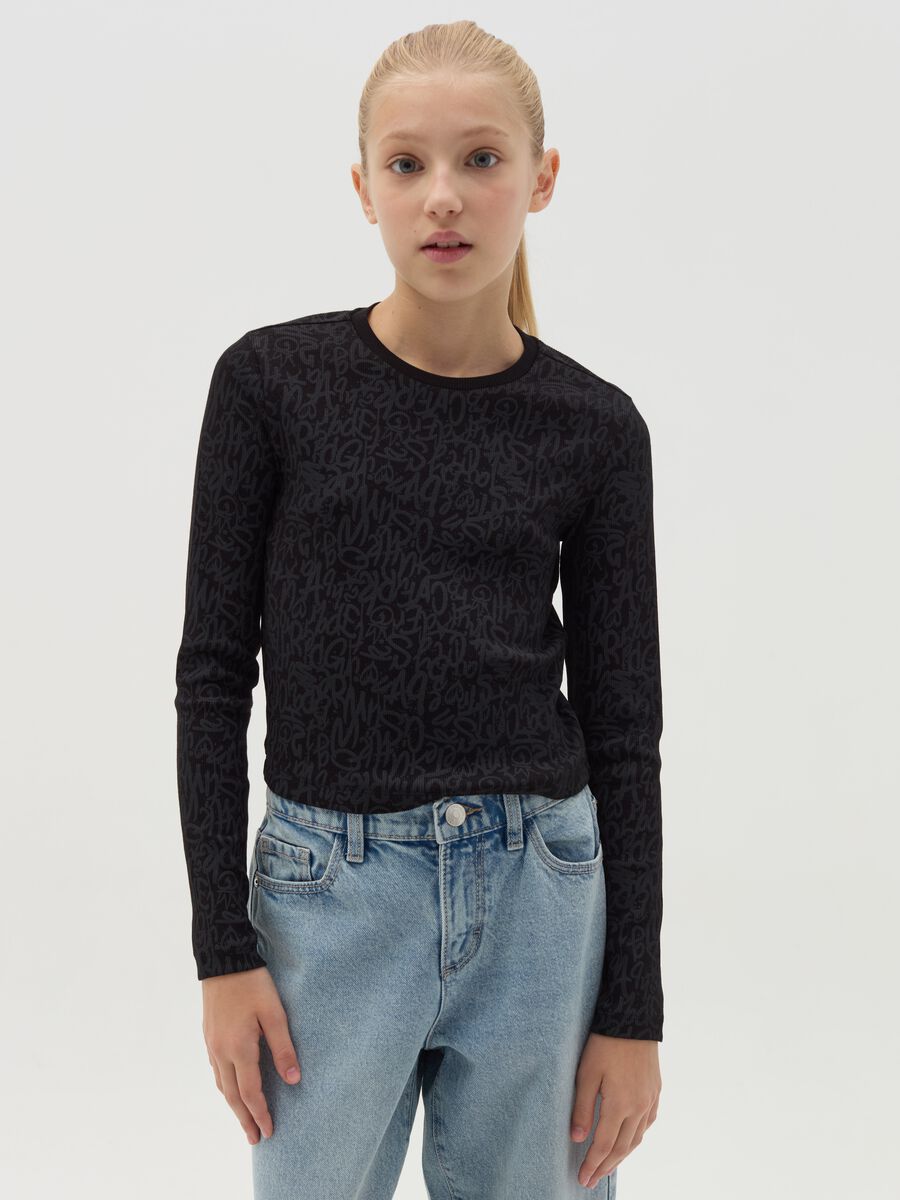 T-shirt with printed lettering and long sleeves_0