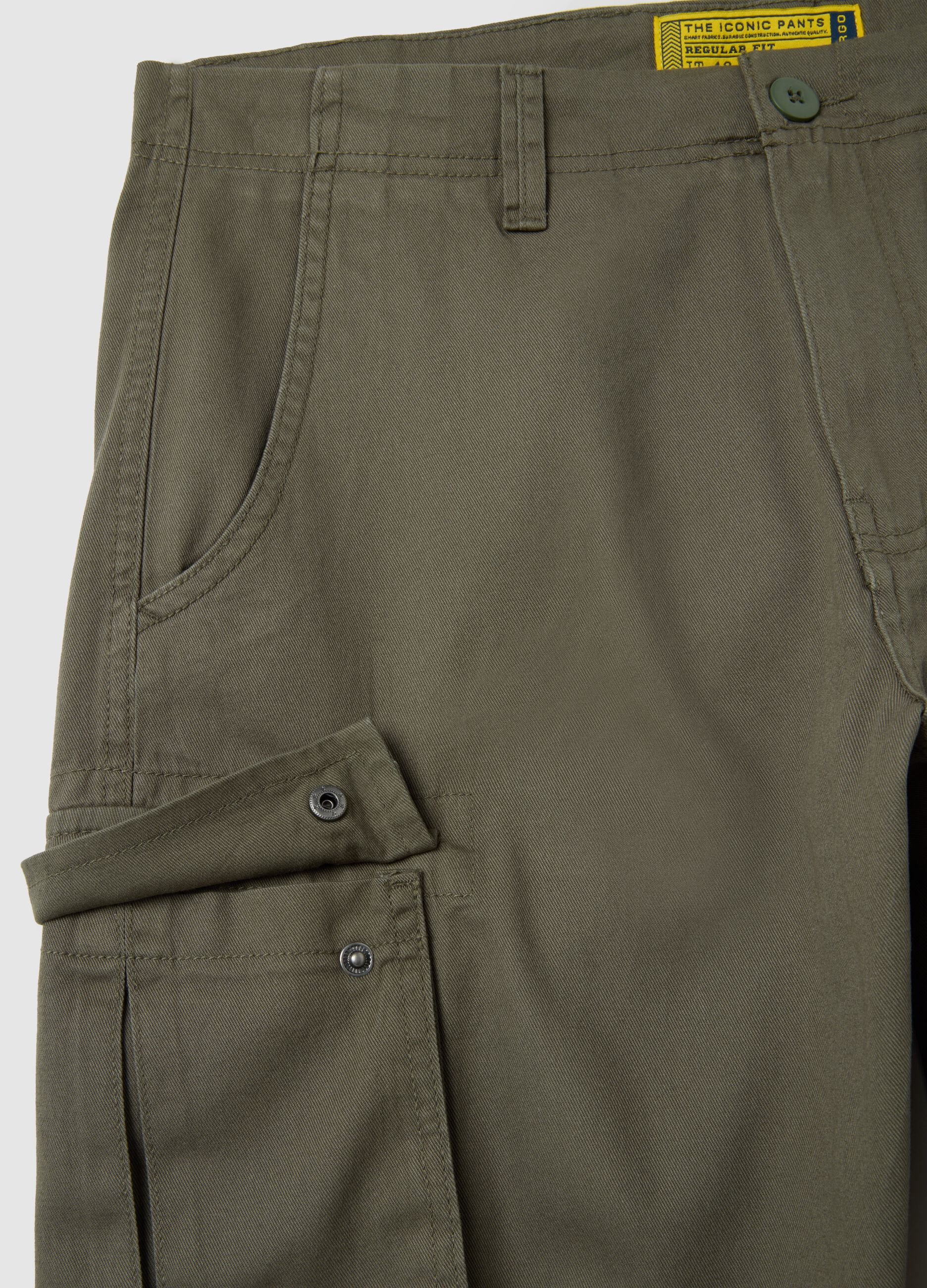 Men's green regular fit cotton Bermuda shorts