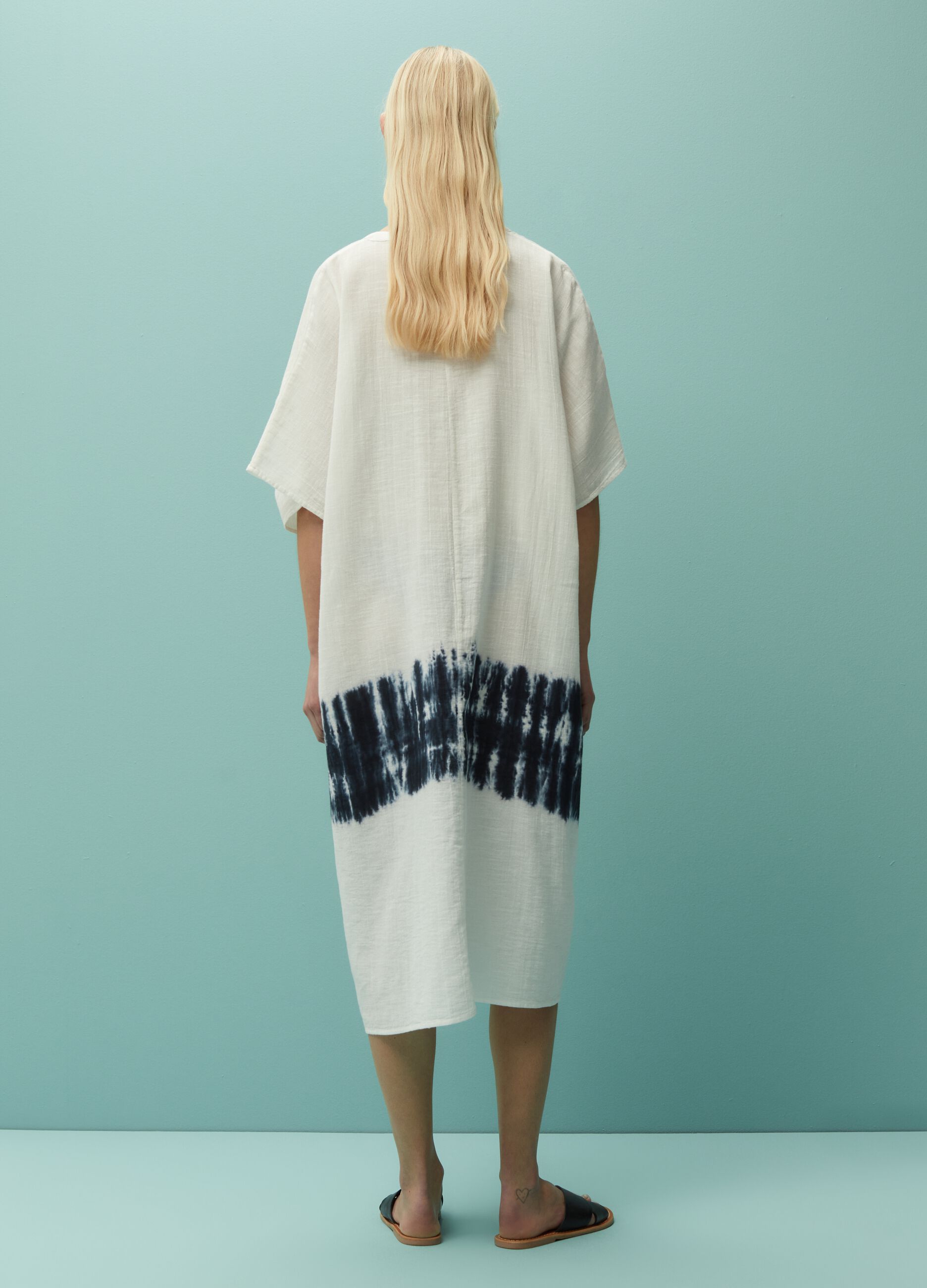 Maxi poncho con stampa Tie Dye_2