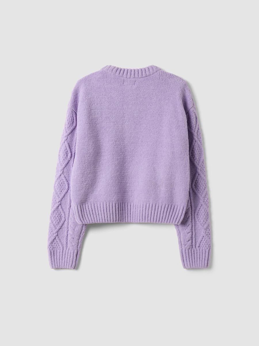 Maglione viola e rosa con girocollo a trecce_1