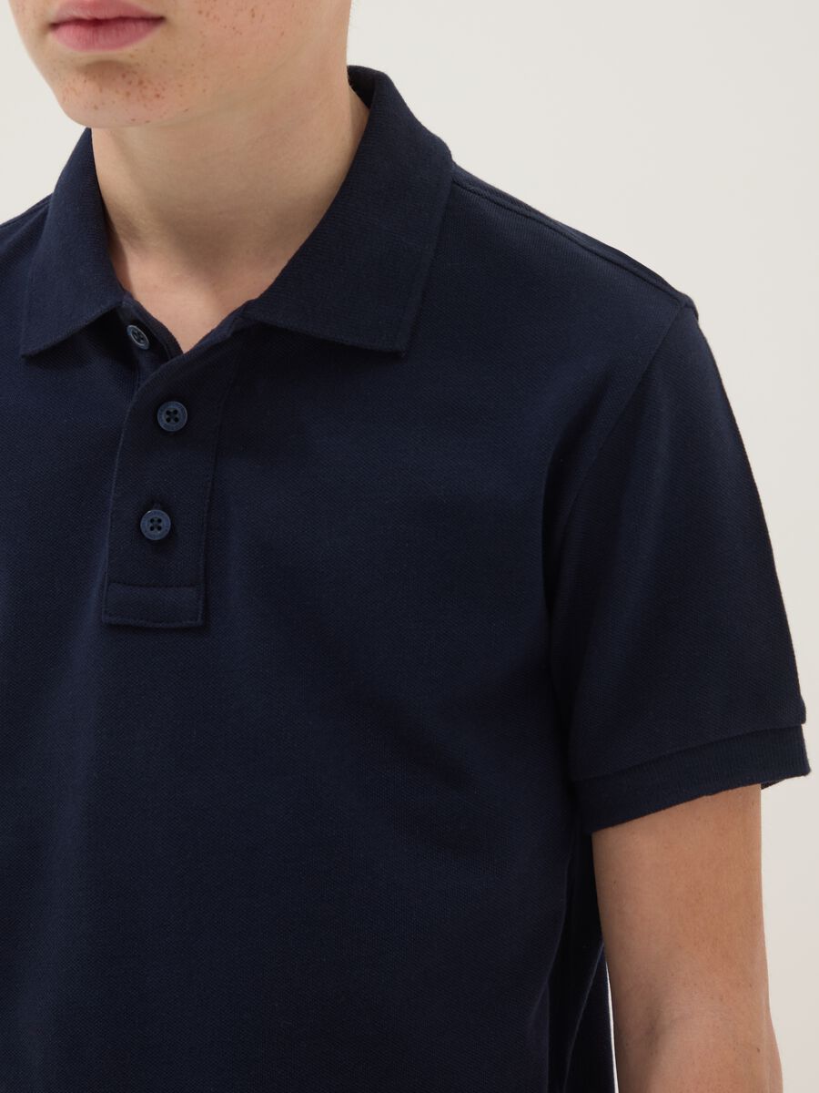 Polo in puro cotone biologico blu da ragazzo regular fit_2