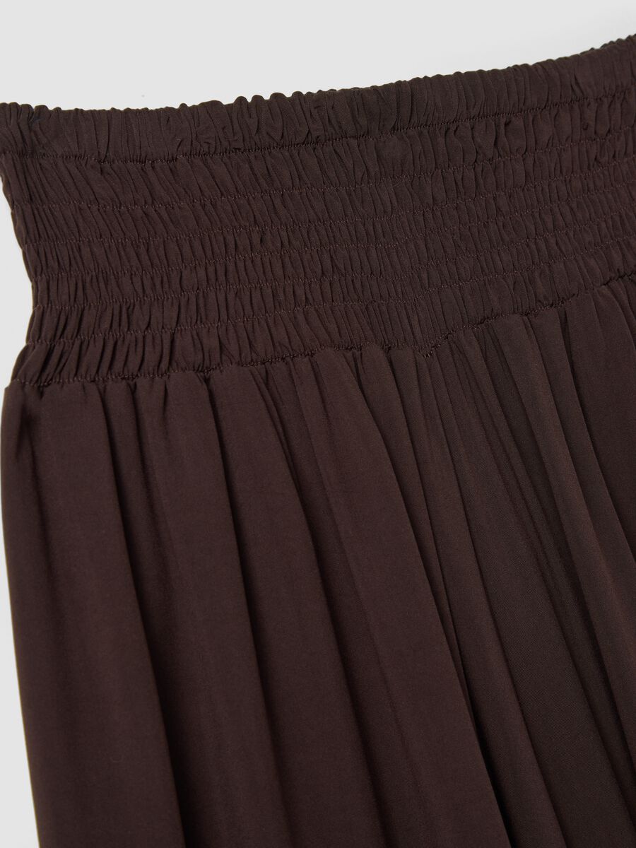 Wide brown pure viscose trousers with elasticated waist, regular fit_5