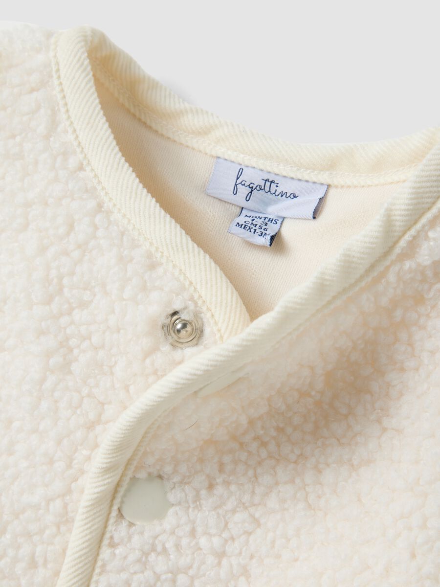 White teddy-effect gilet, regular fit_2