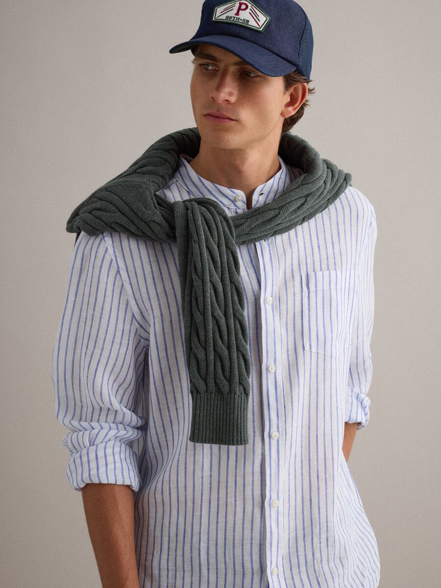 Camicia azzurra in puro lino a righe con collo coreano regular fit_0