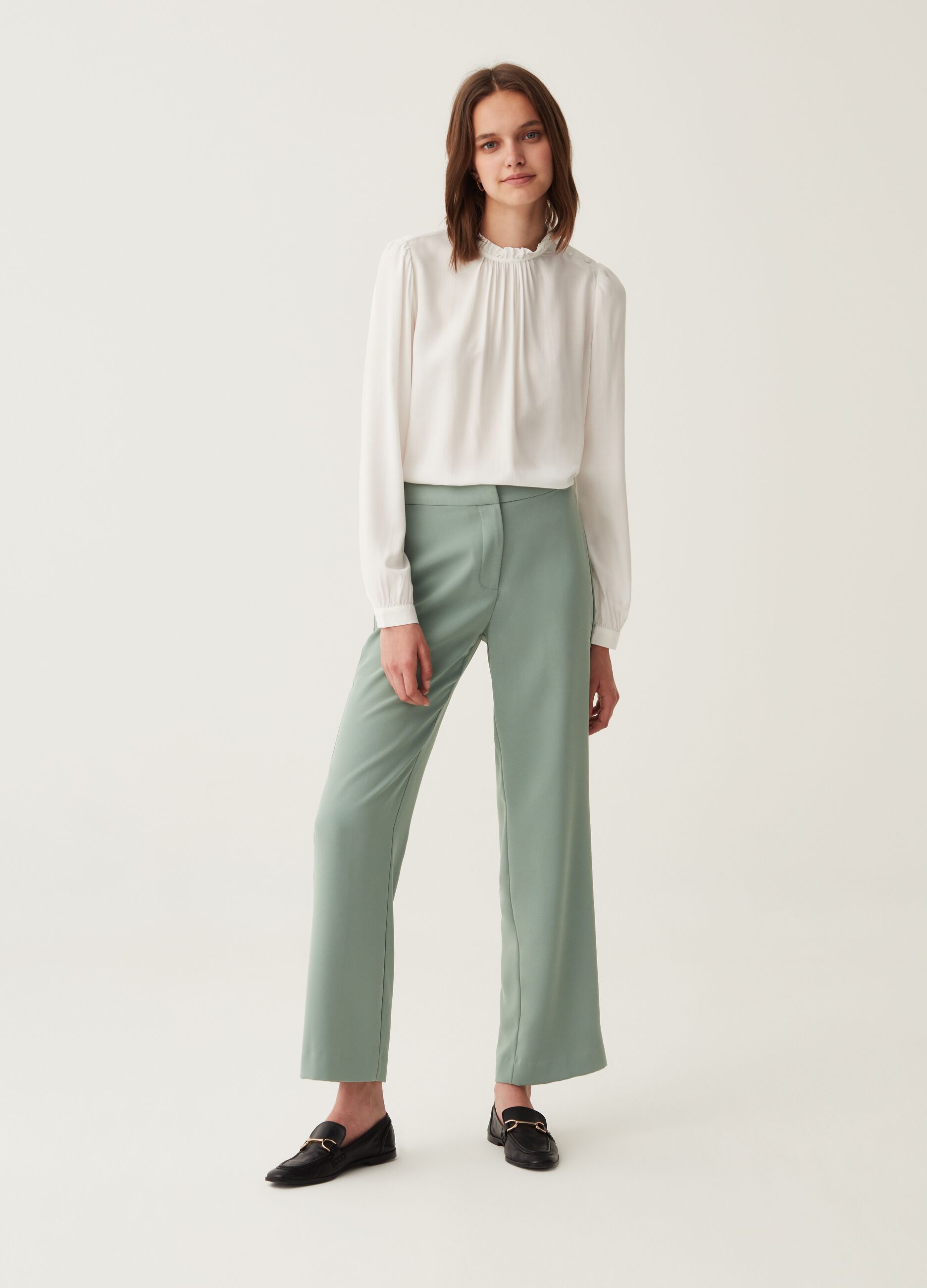 Pantalone cropped flare fit_0