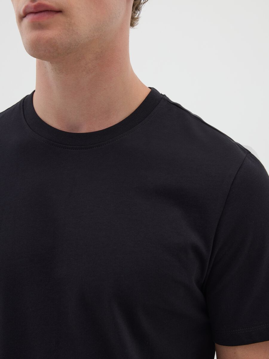 Black cotton regular fit T-shirt_1