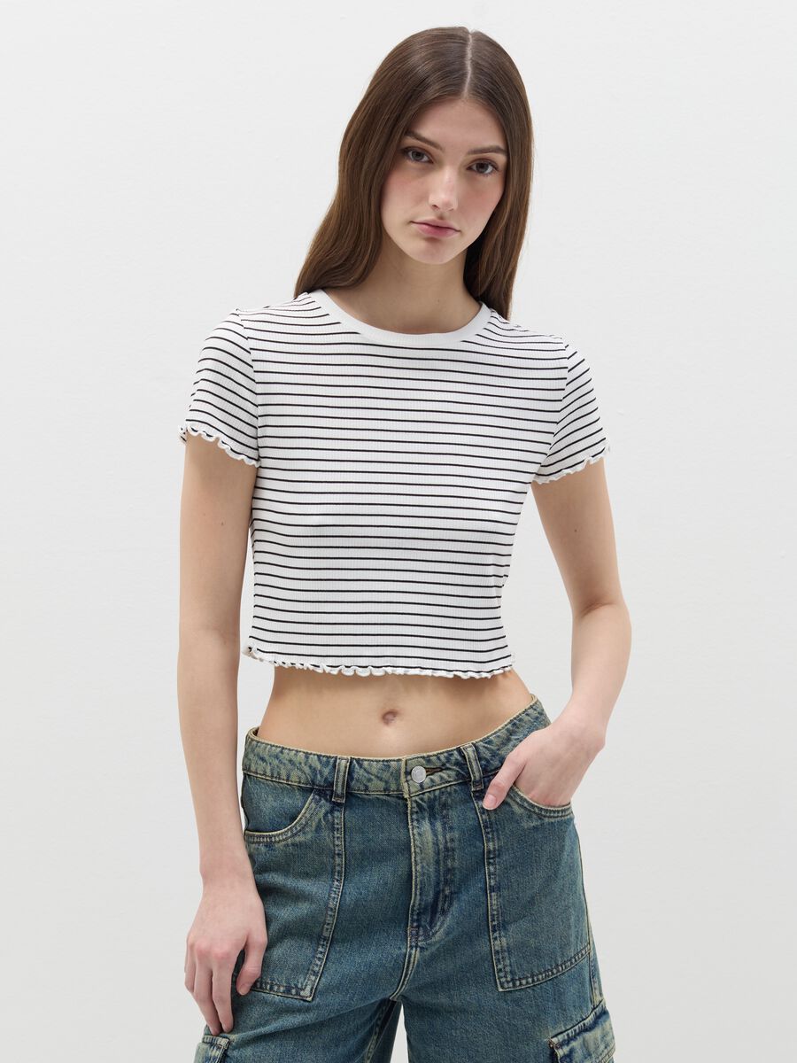 Flat-ribbed T-shirt with wavy edging_0