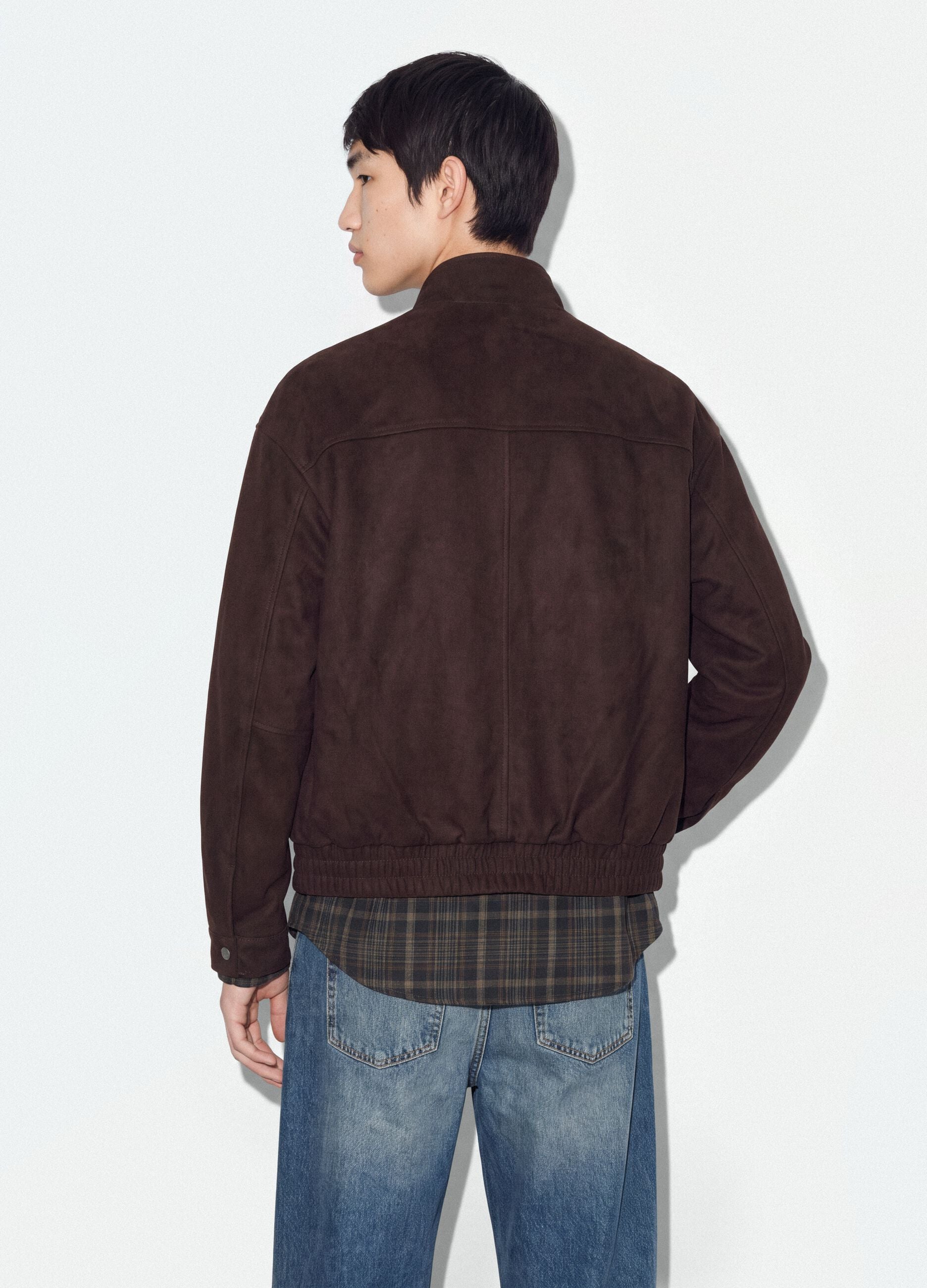 Giacca cropped marrone imbottita con zip over fit