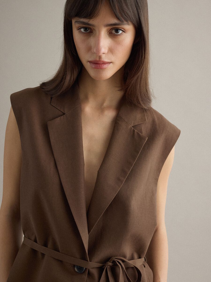 Brown regular fit lyocell and linen blend waistcoat with belt_0