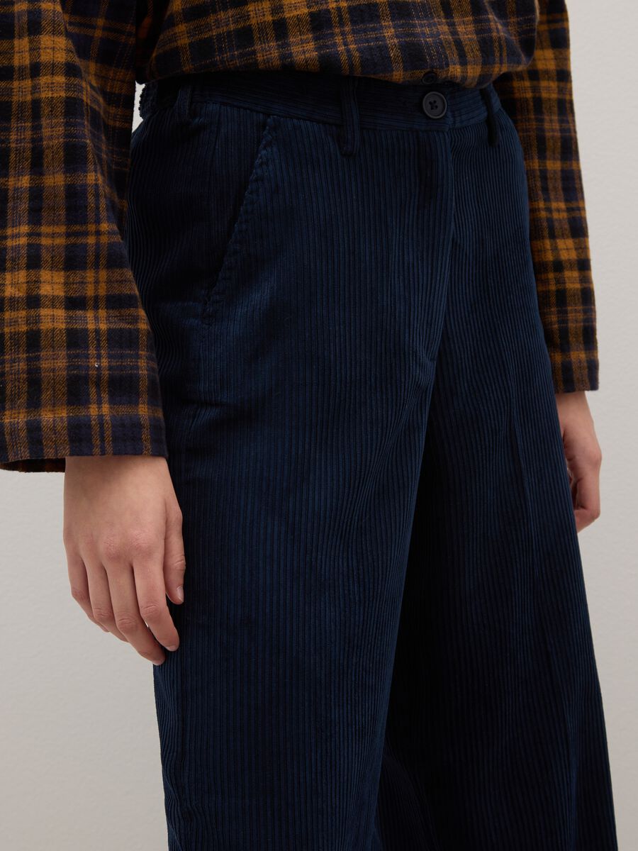 Blue ribbed regular fit stretch fabric trousers_3