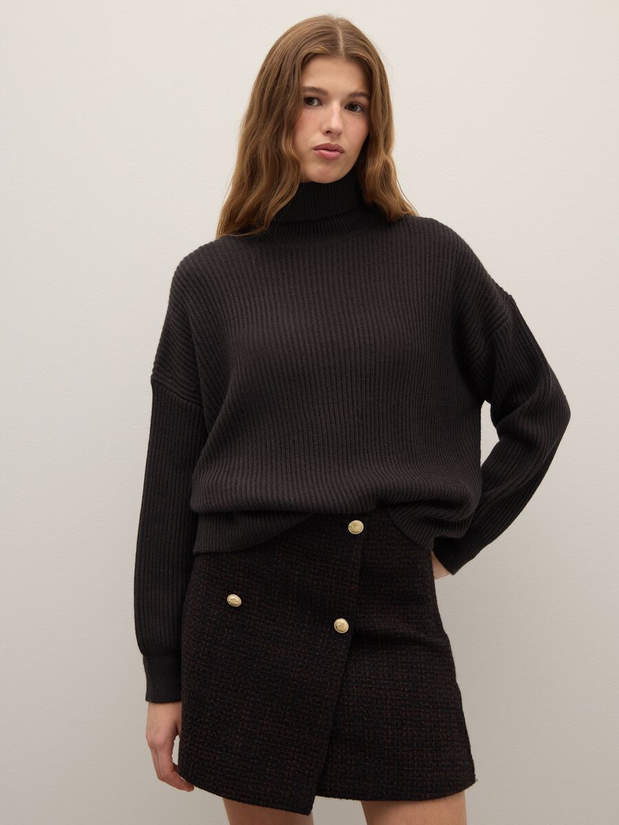 Black High Neck Sweater in Mixed Materials_0