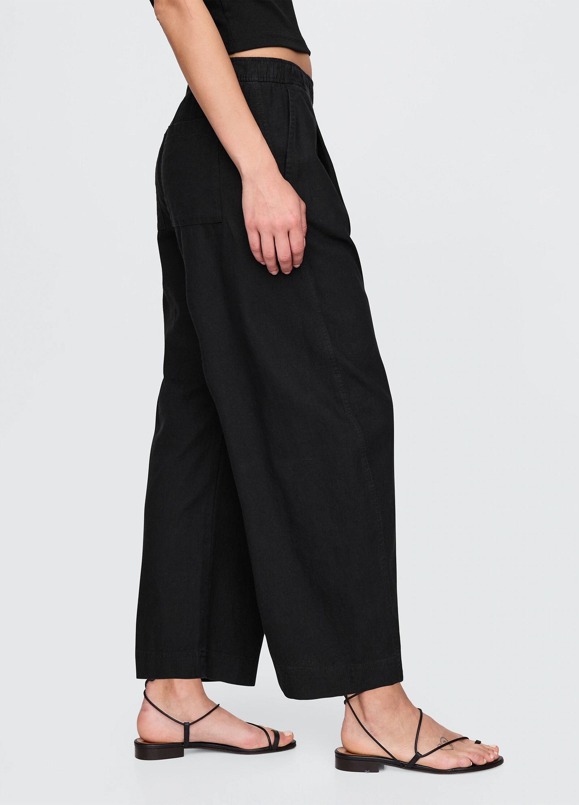 Black wide trousers in linen and viscose