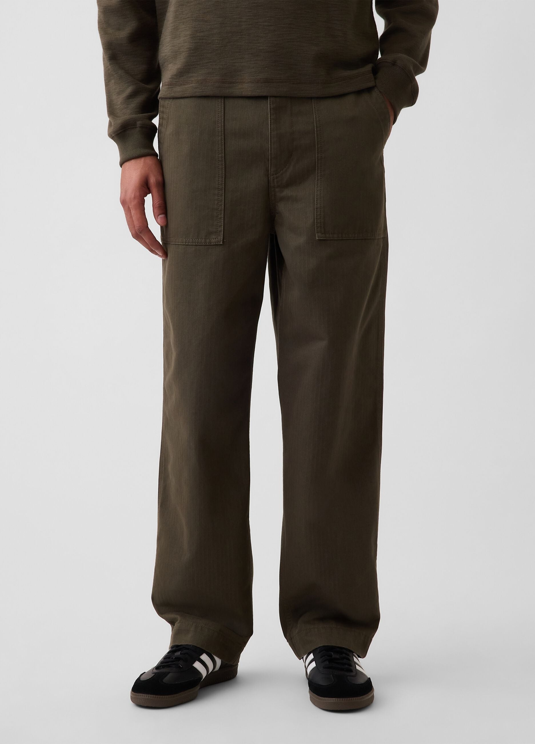 Pantaloni giallo ocra in puro cotone con tasche applicate