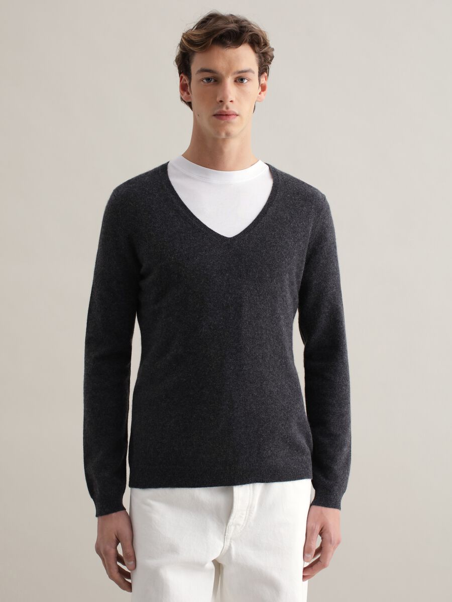 Cashmere pullover with V neck_0
