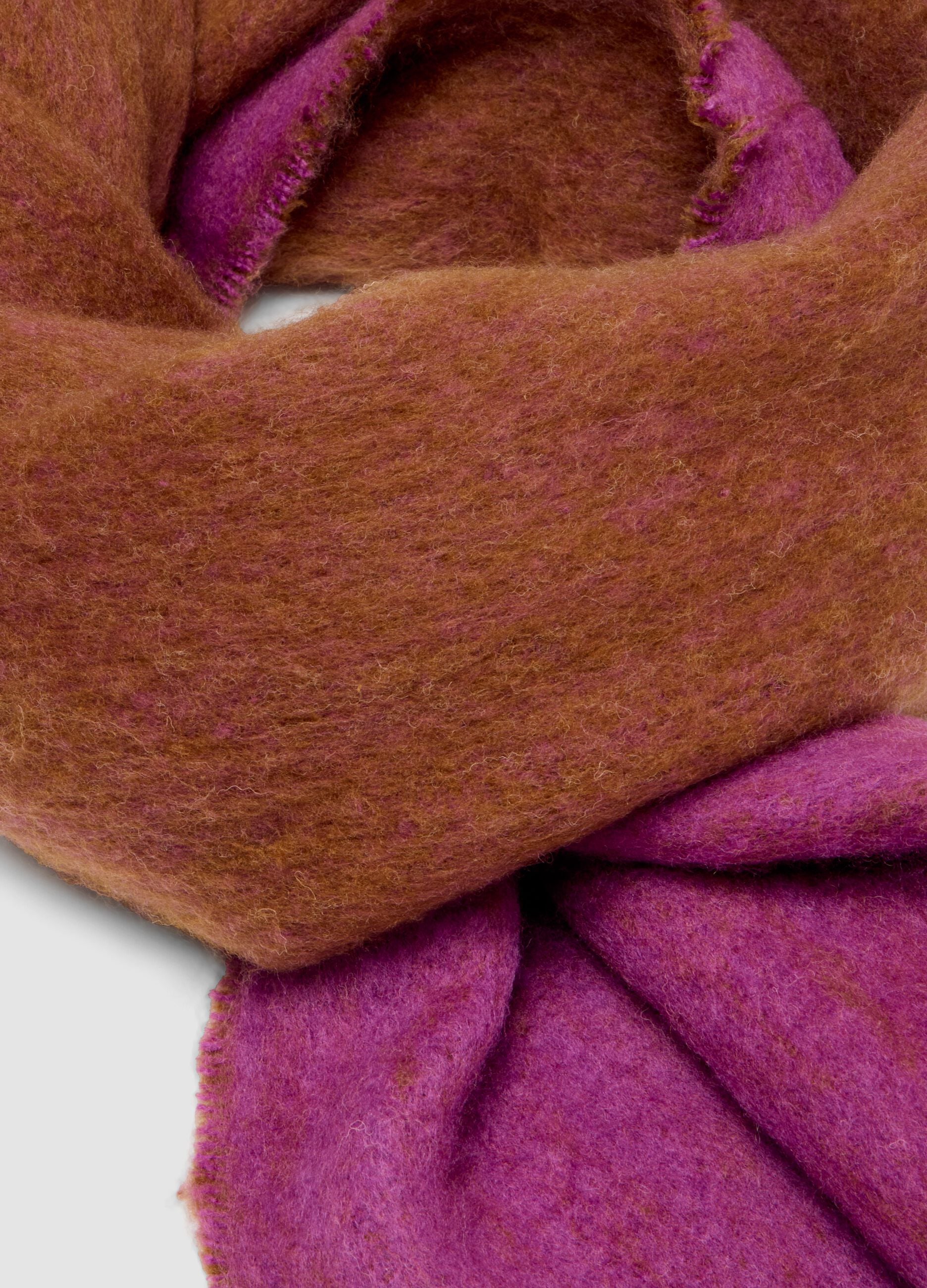Purple wool-blend scarf with fringes