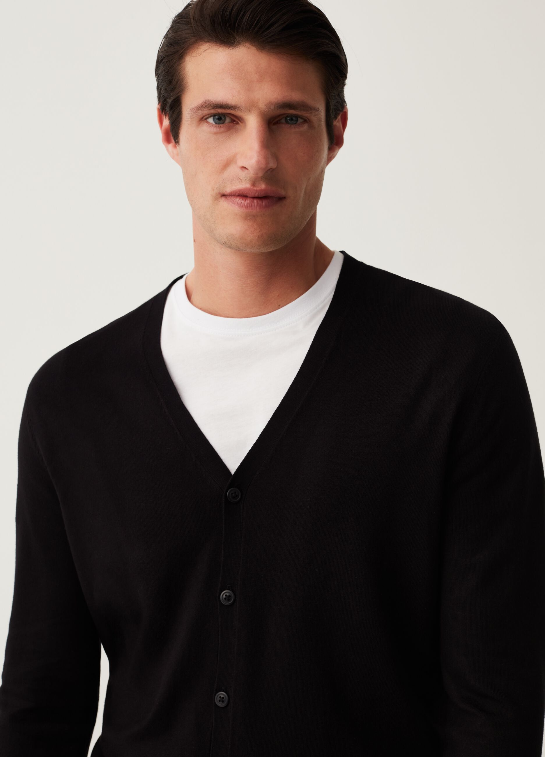 Cardigan con scollo a V_1