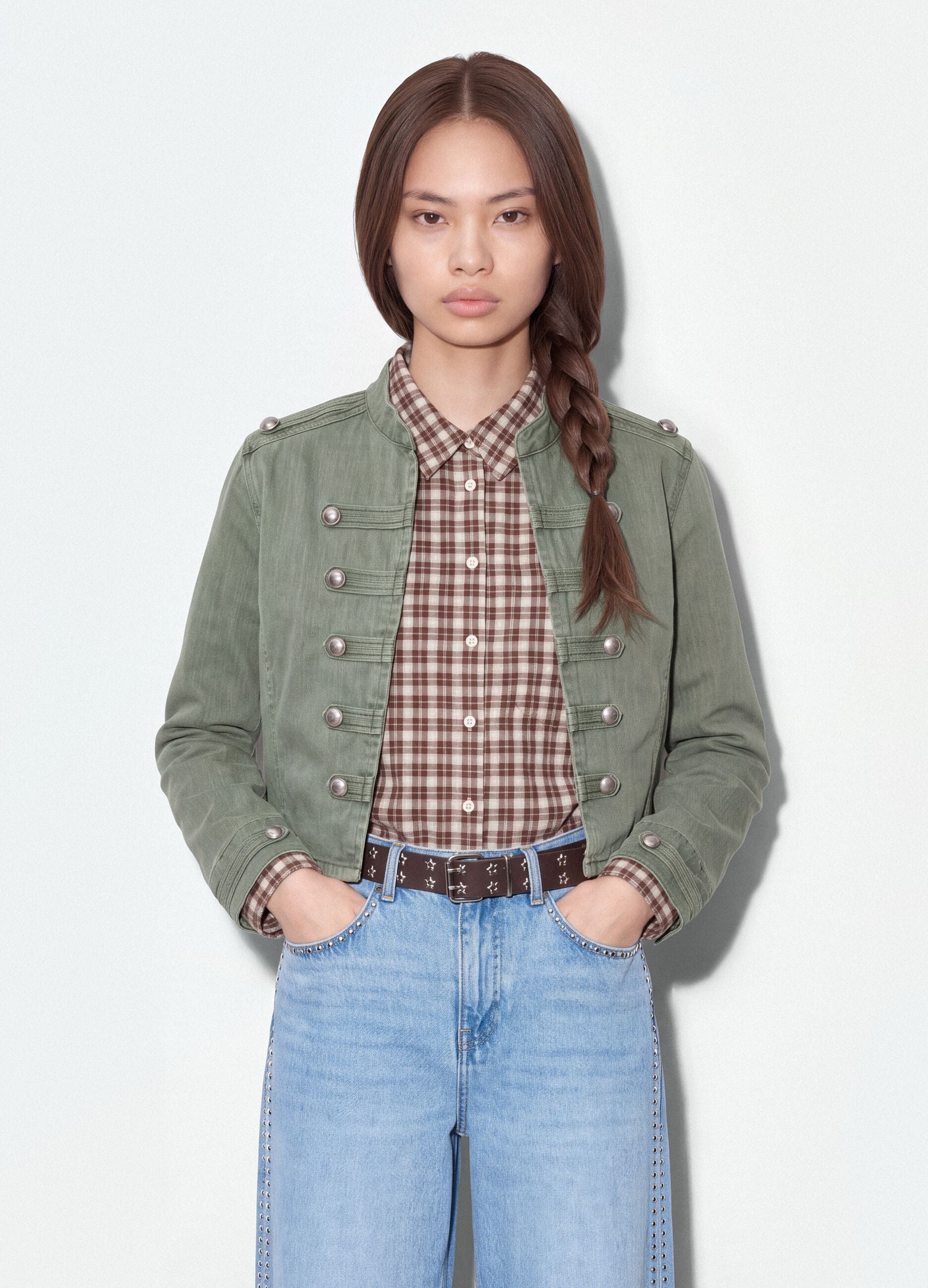 Giacca verde in puro cotone con bottoni nascosti slim fit