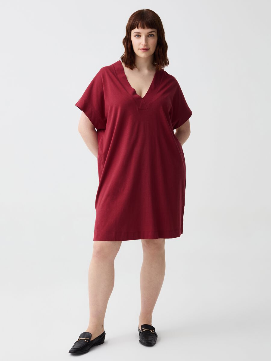 Essential Curvy short dress in jersey with V neck_0