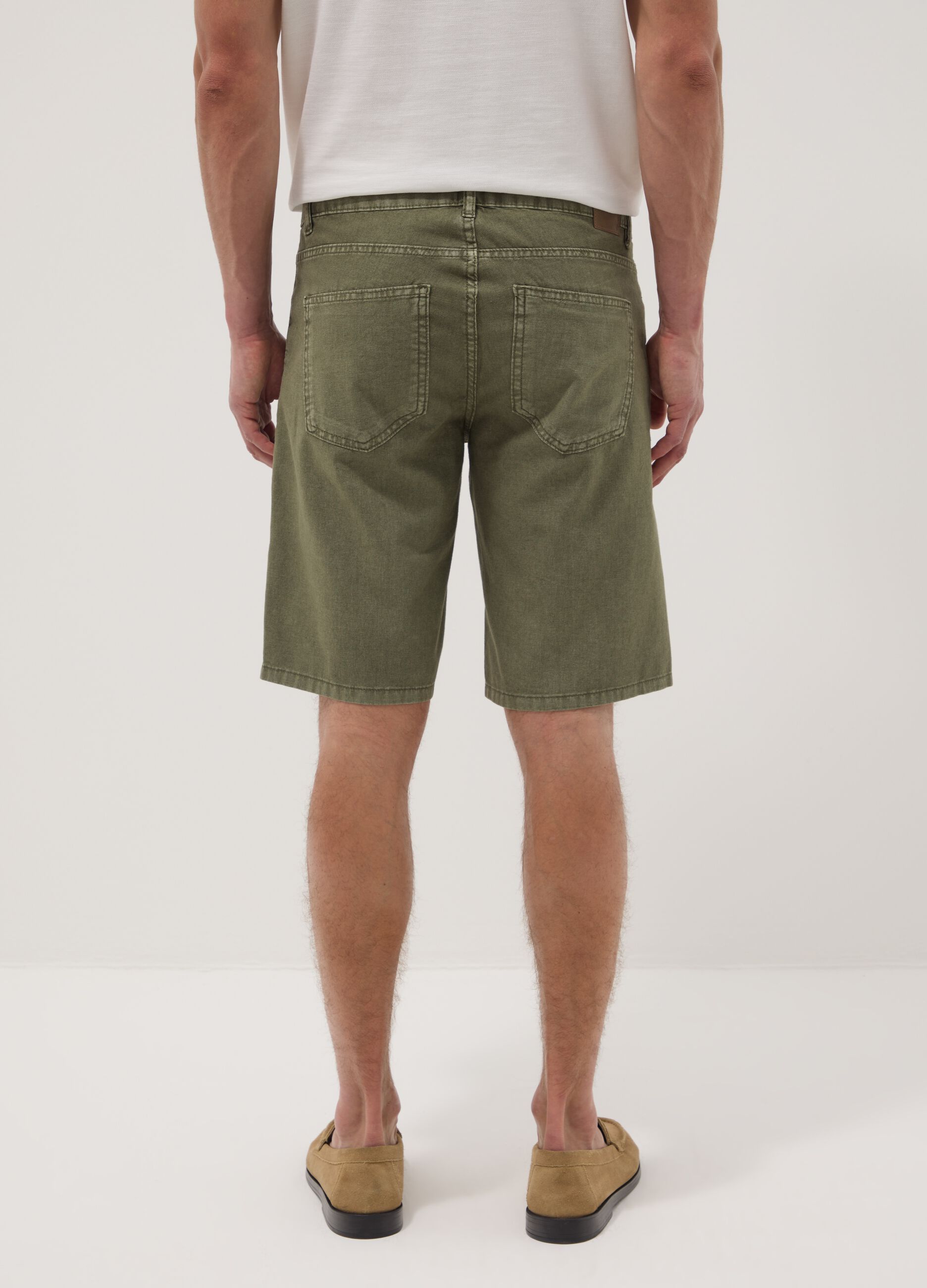 Green linen and cotton-blend five-pocket Bermuda shorts