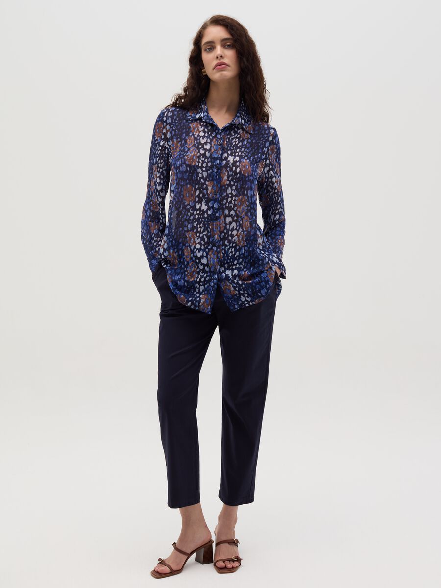 Shirt with patterned print_1