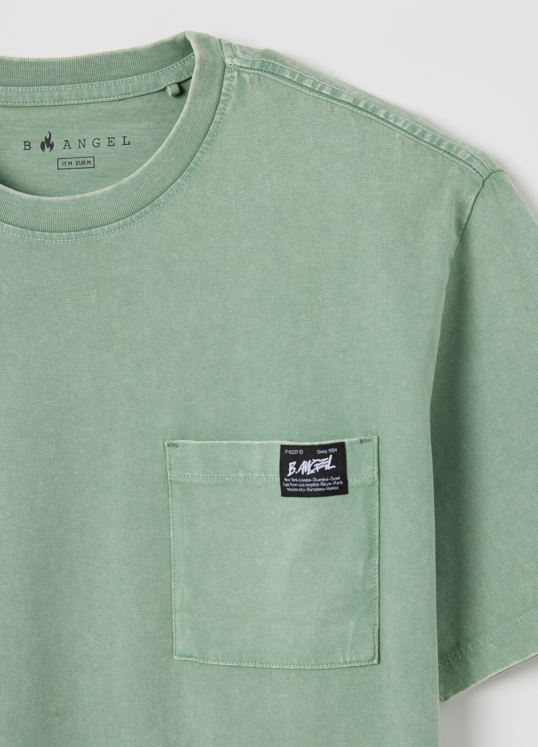 Green T-shirt with pocket in cotton by B.Angel