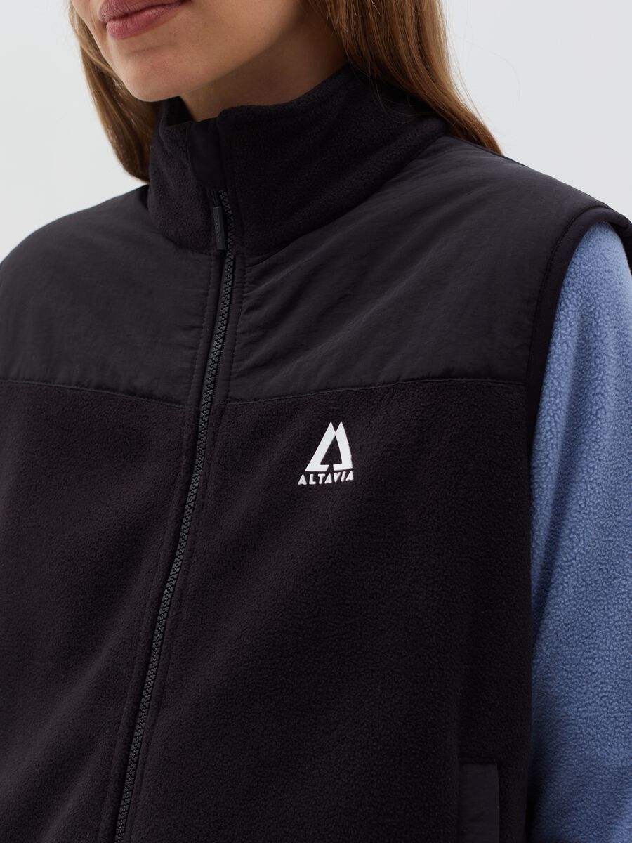Altavia by Deborah Compagnoni full-zip fleece gilet_2