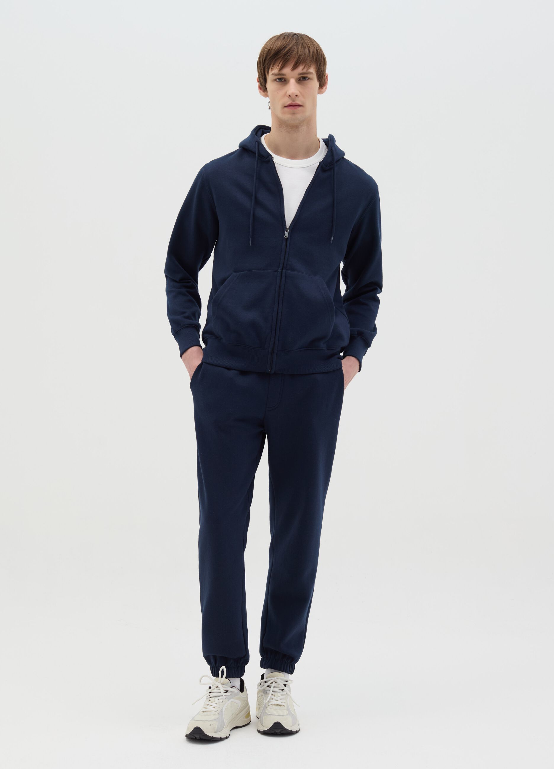 Essential fleece joggers with drawstring