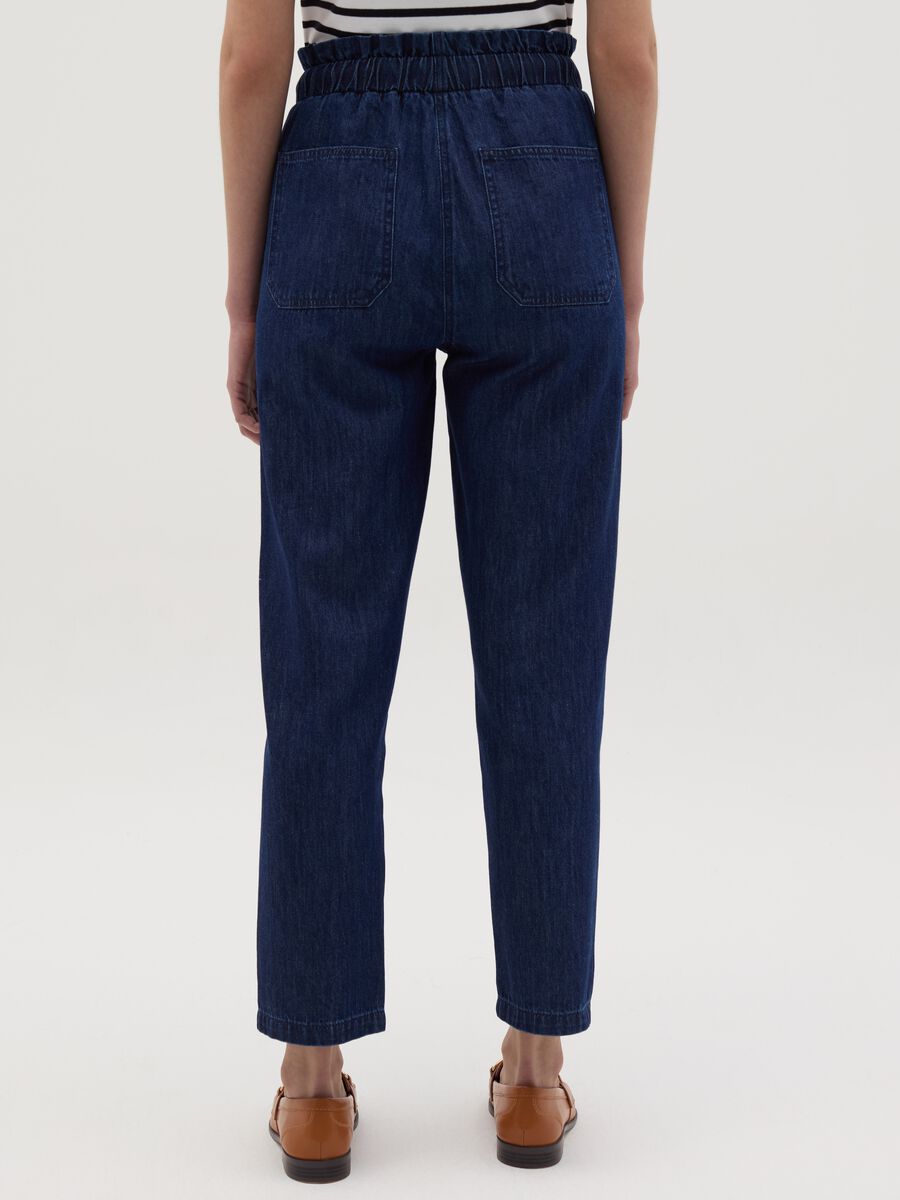 Cropped joggers in denim with drawstring_3